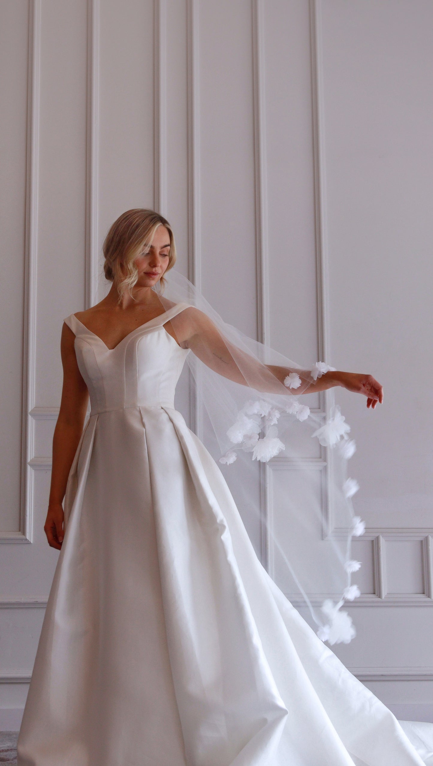 Bláthana veil by Elaine Honey