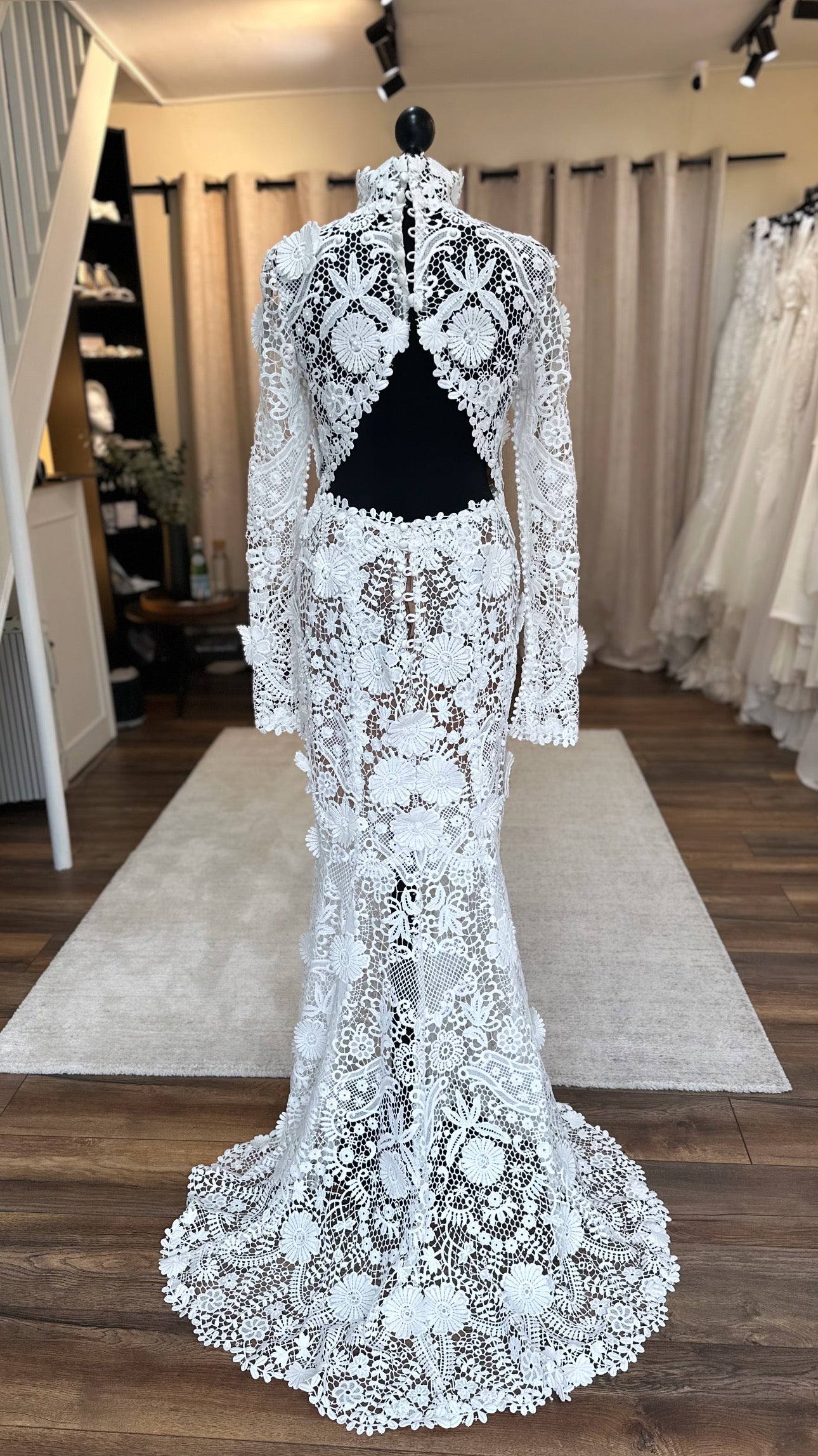 Helen O'Connor - Enchanted - Bridal size 8