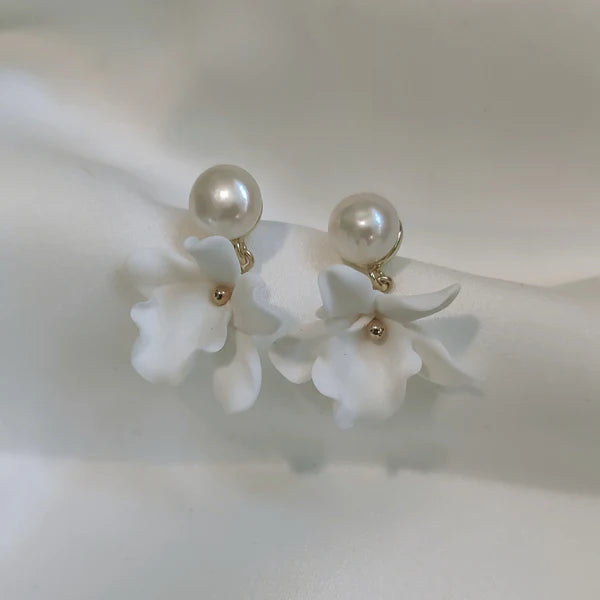 Leanora earrings