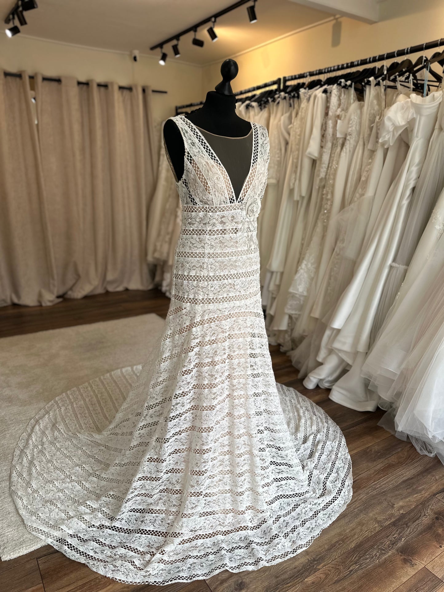 Gemy Maalouf - 1238 - Bridal size 12