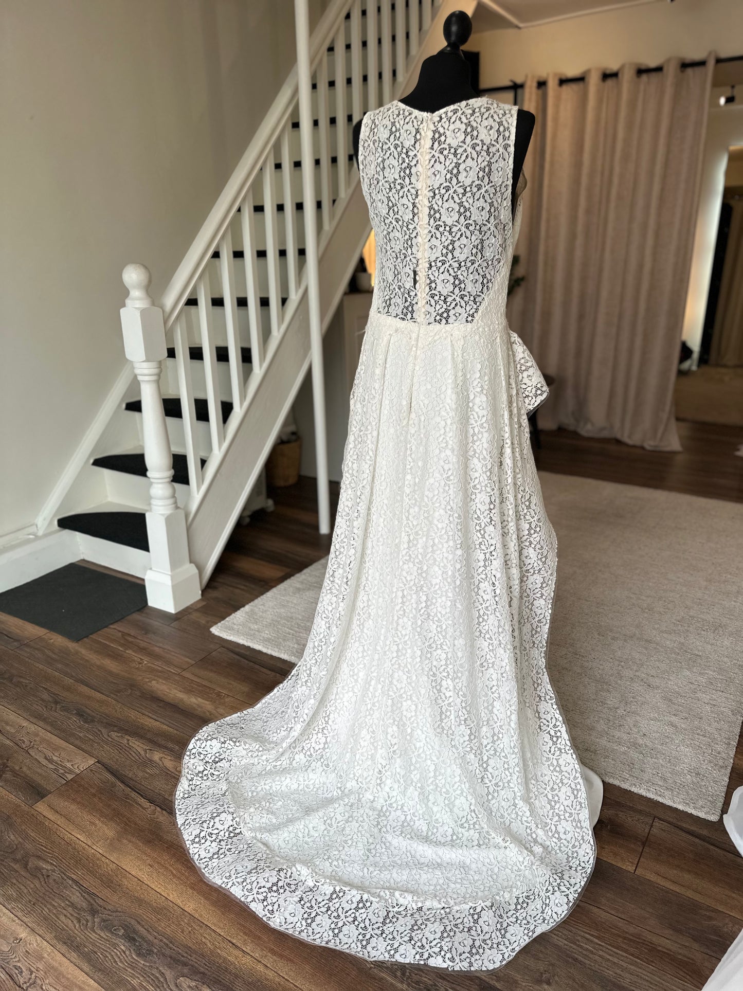 Beside couture - 986 - Bridal Size 8