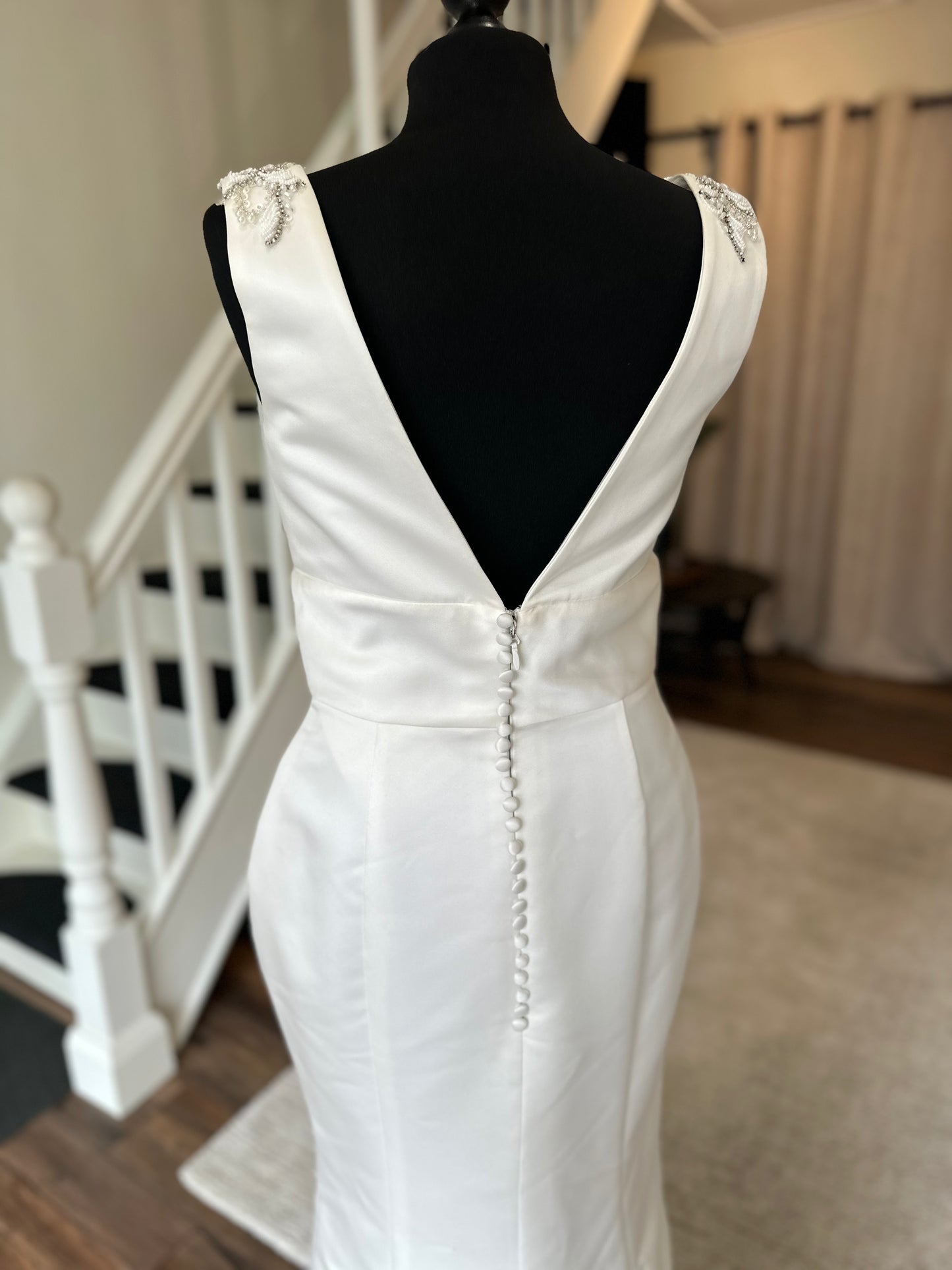 Pronovias - Vega- Bridal Size 10