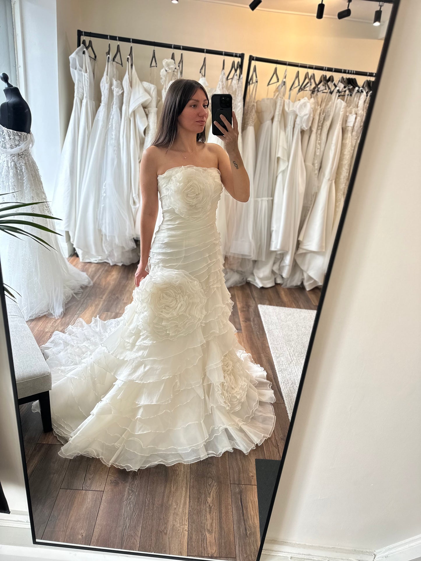 Lusan Mandongus - 1773b - Bridal size 8
