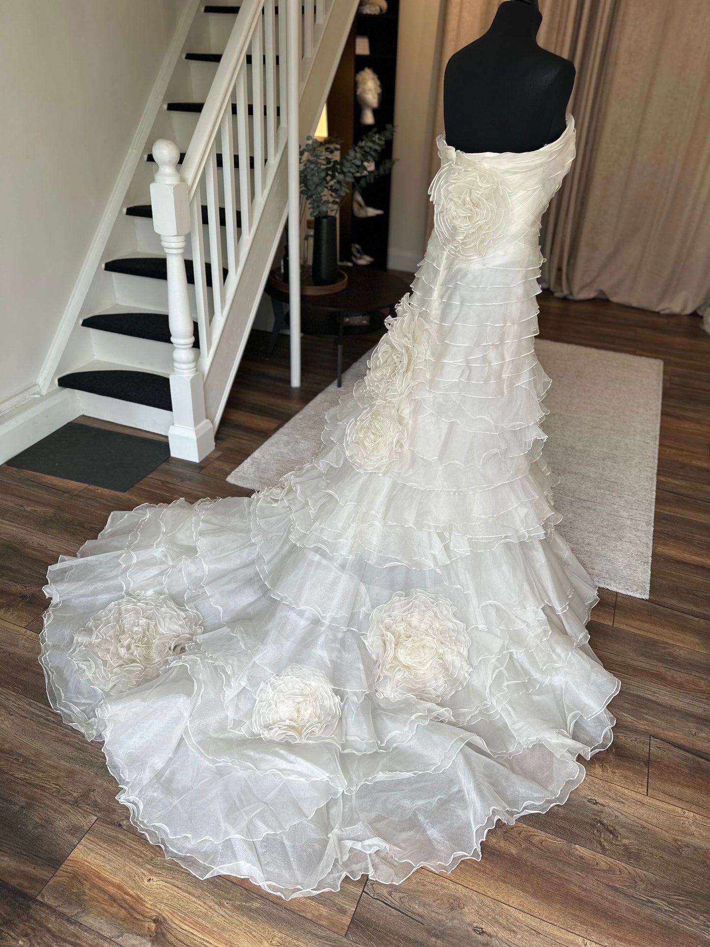 Lusan Mandongus - 1773b - Bridal size 8