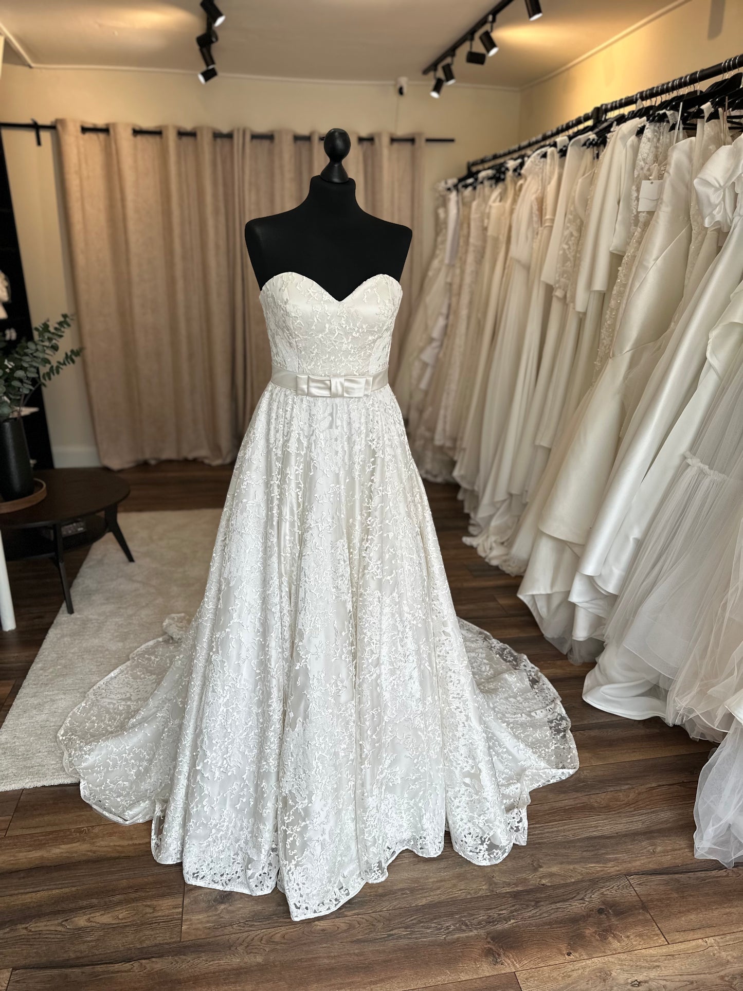 English Rose - Carnation - Bridal size 12