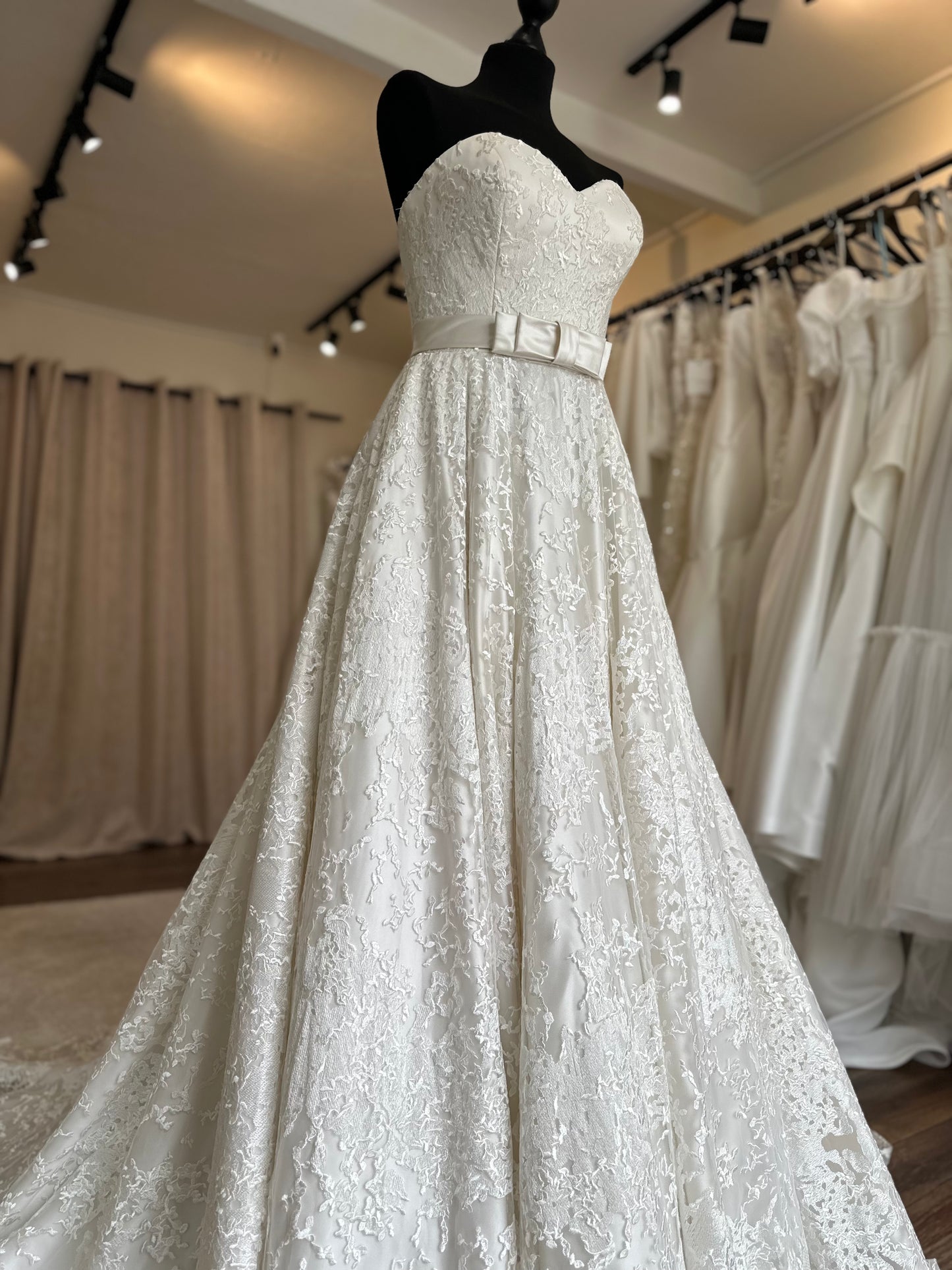 English Rose - Carnation - Bridal size 12