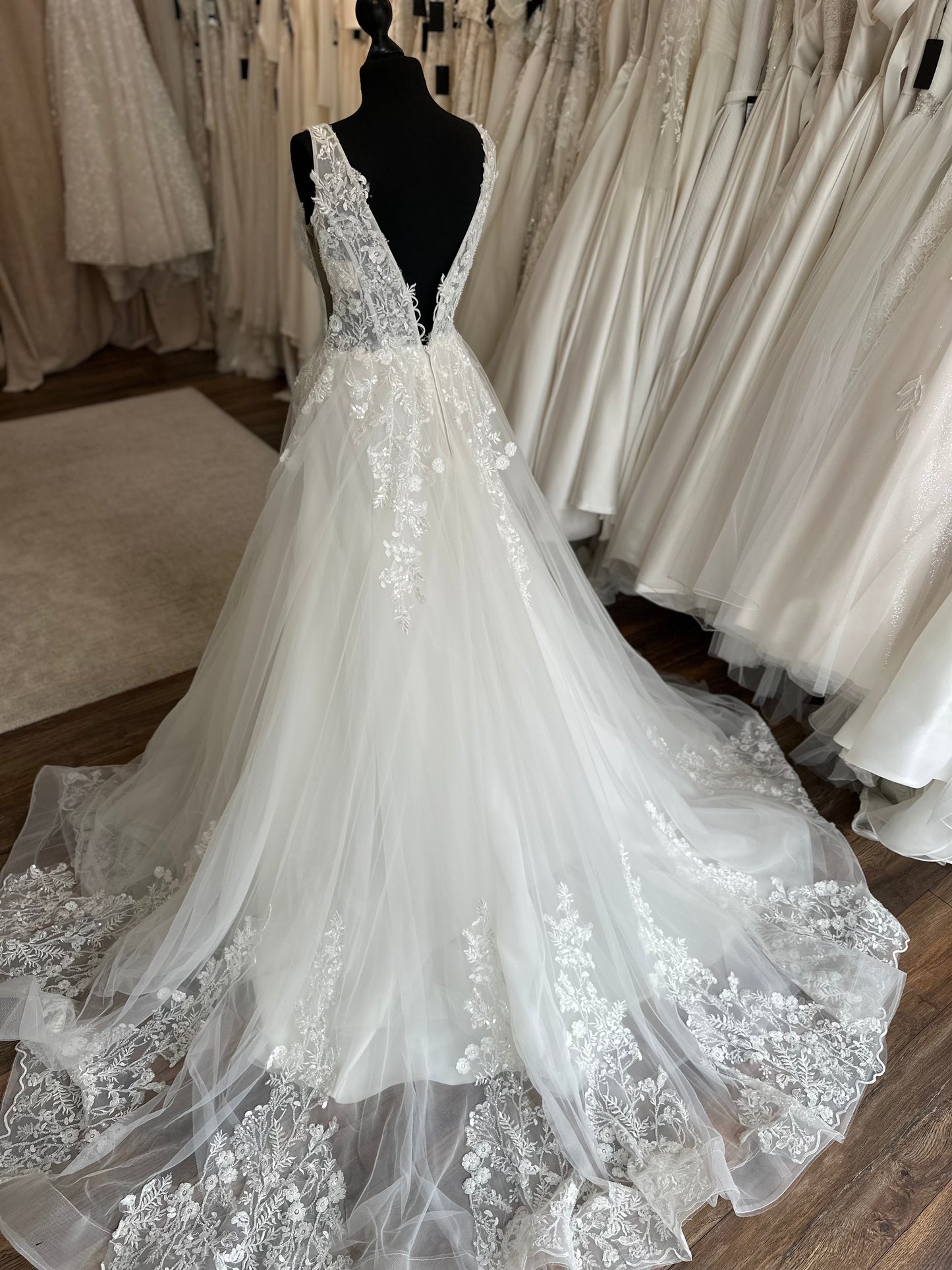 Love White - Sophia - Bridal Size 10