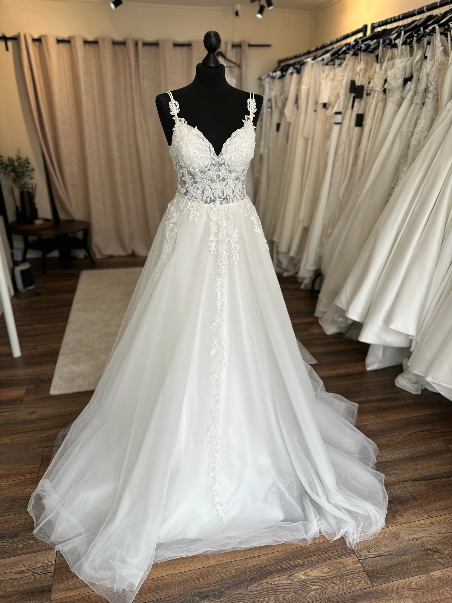 Love White - Amelia - Bridal Size 10