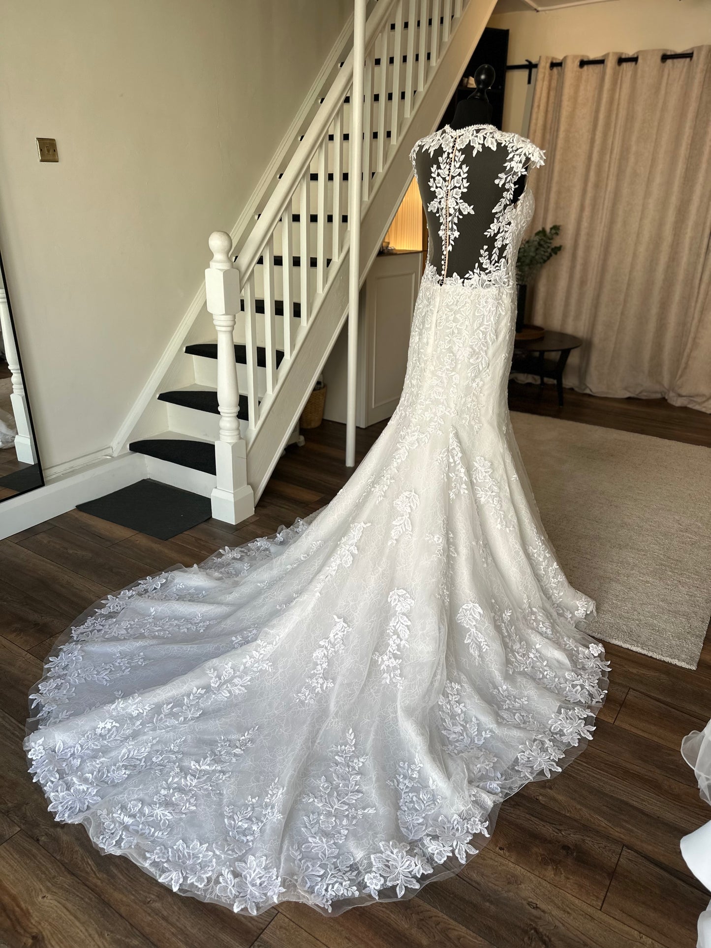 Demetrios - 1143 - Bridal size 14
