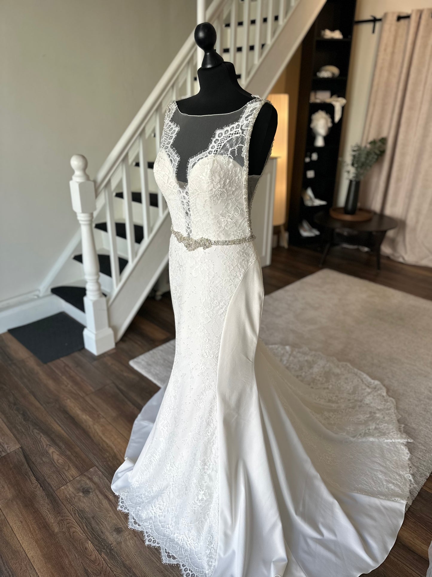 Modeca -Beverley - Bridal size 10-12