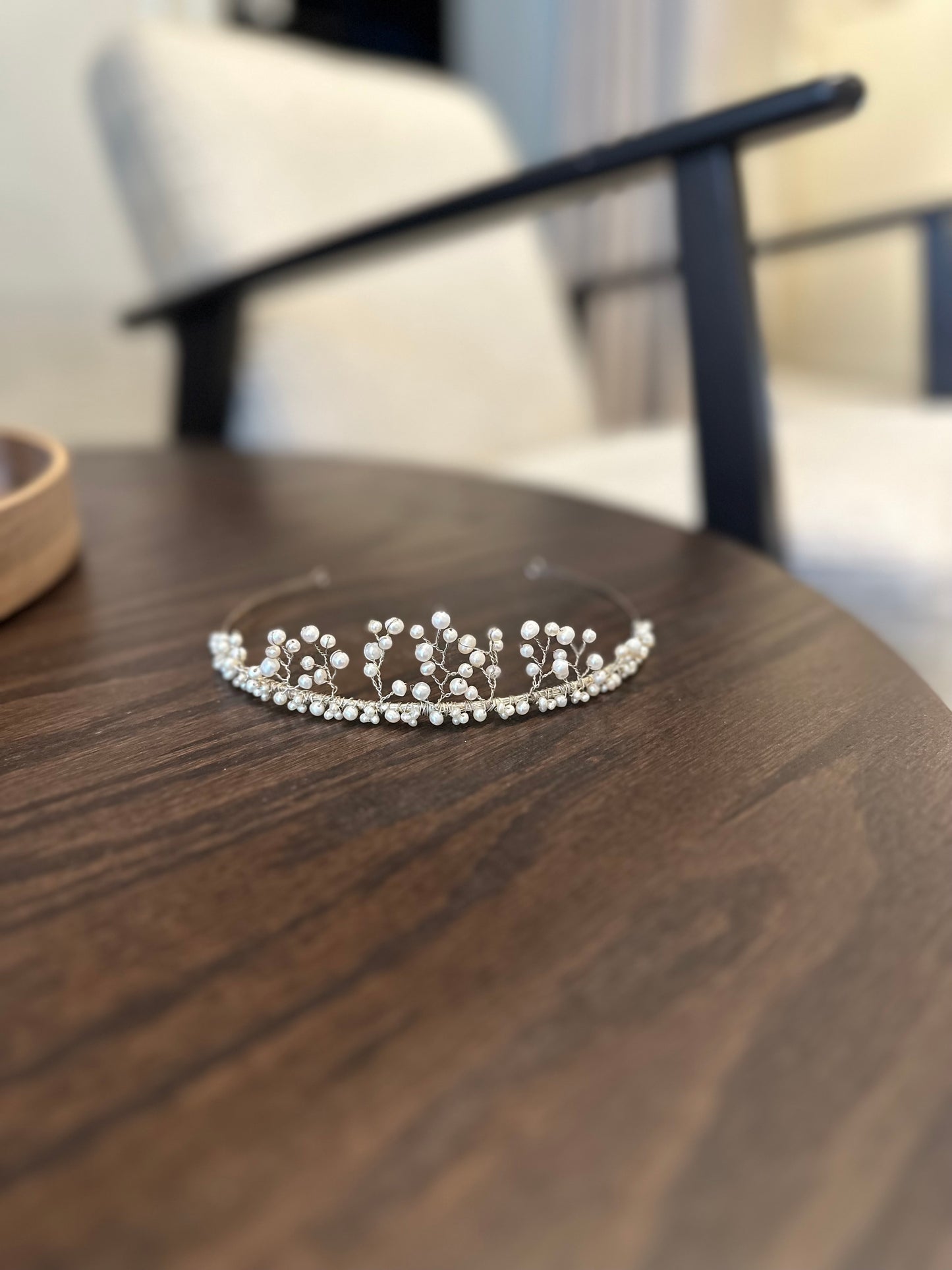 Bridal headbands and headpieces