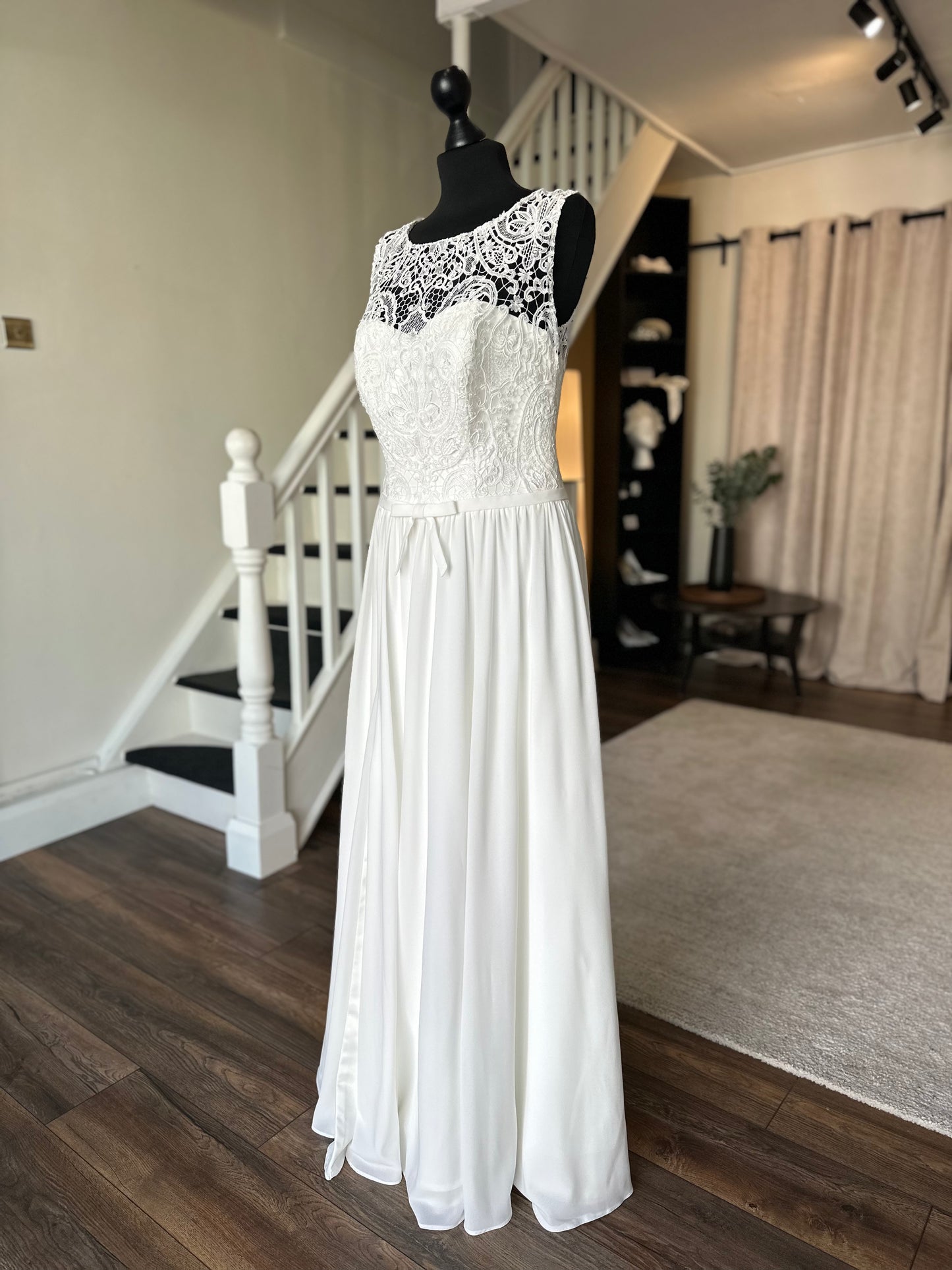 Margarett - Bridal size 16