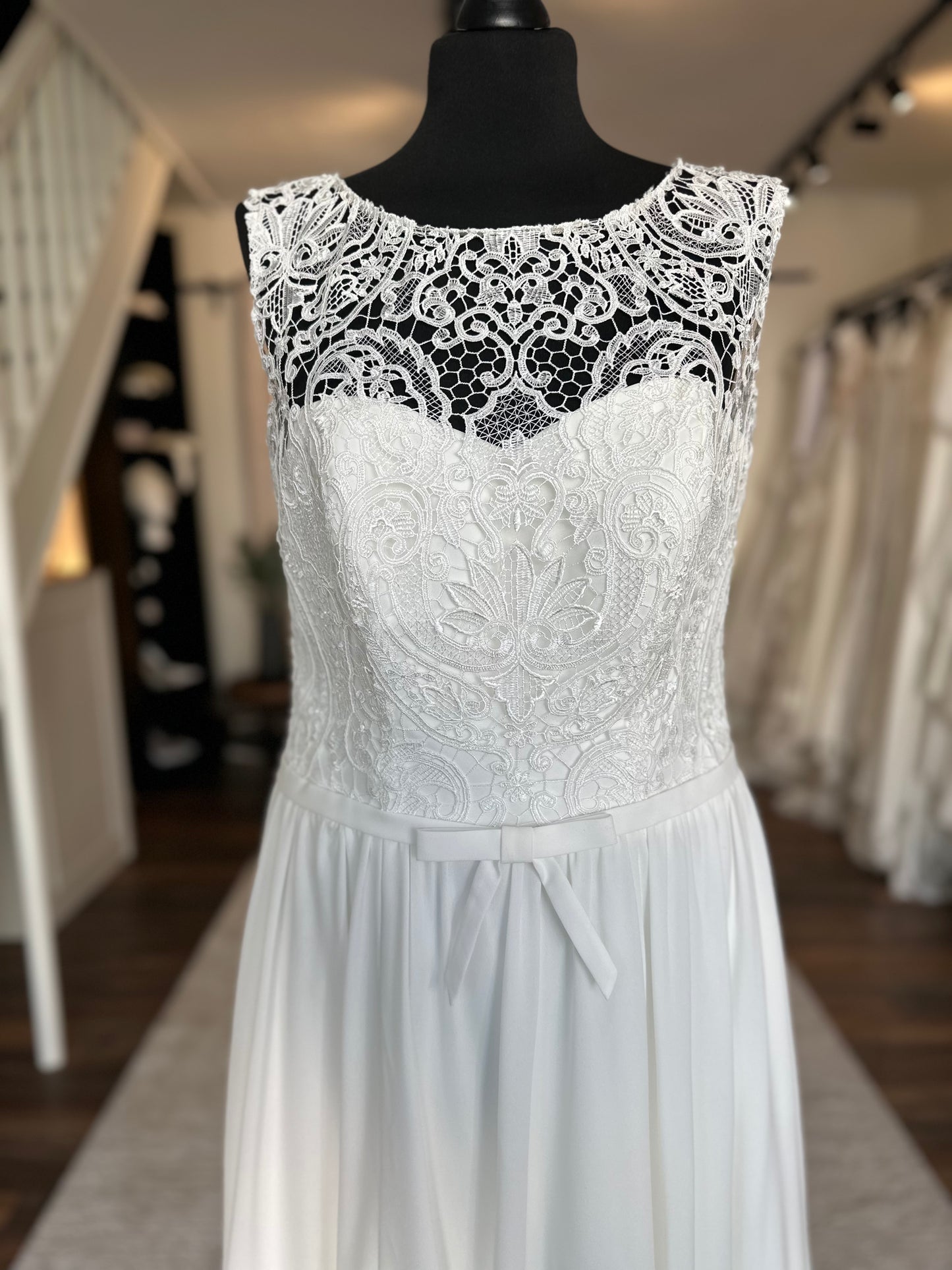 Margarett - Bridal size 16