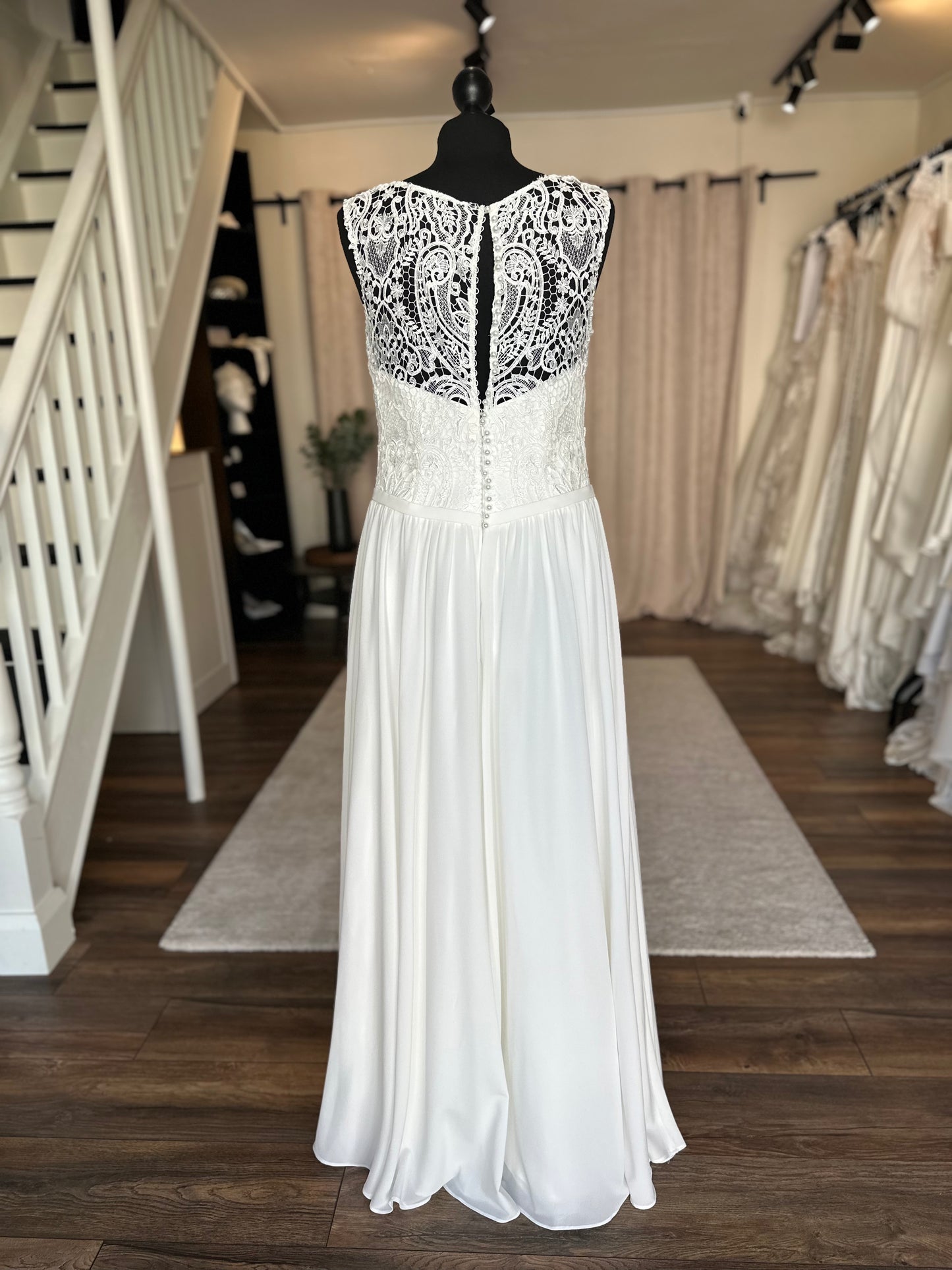 Margarett - Bridal size 16