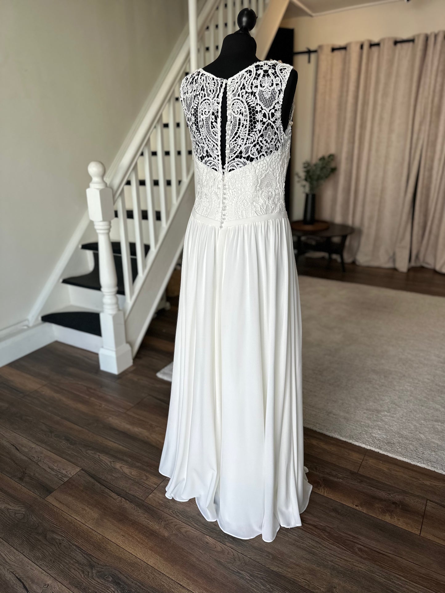 Margarett - Bridal size 16