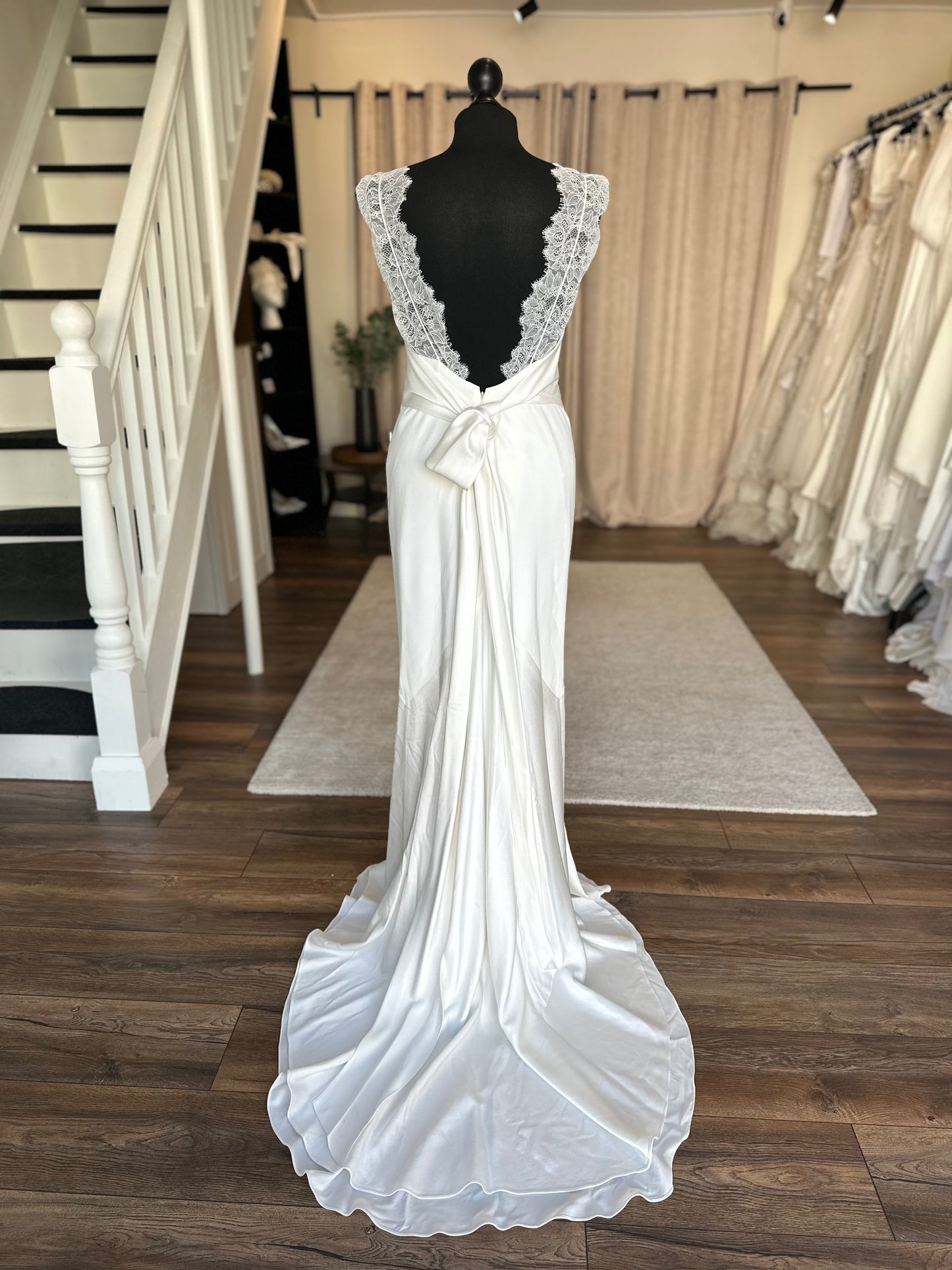 Savannah Miller - Alma - Bridal size 10