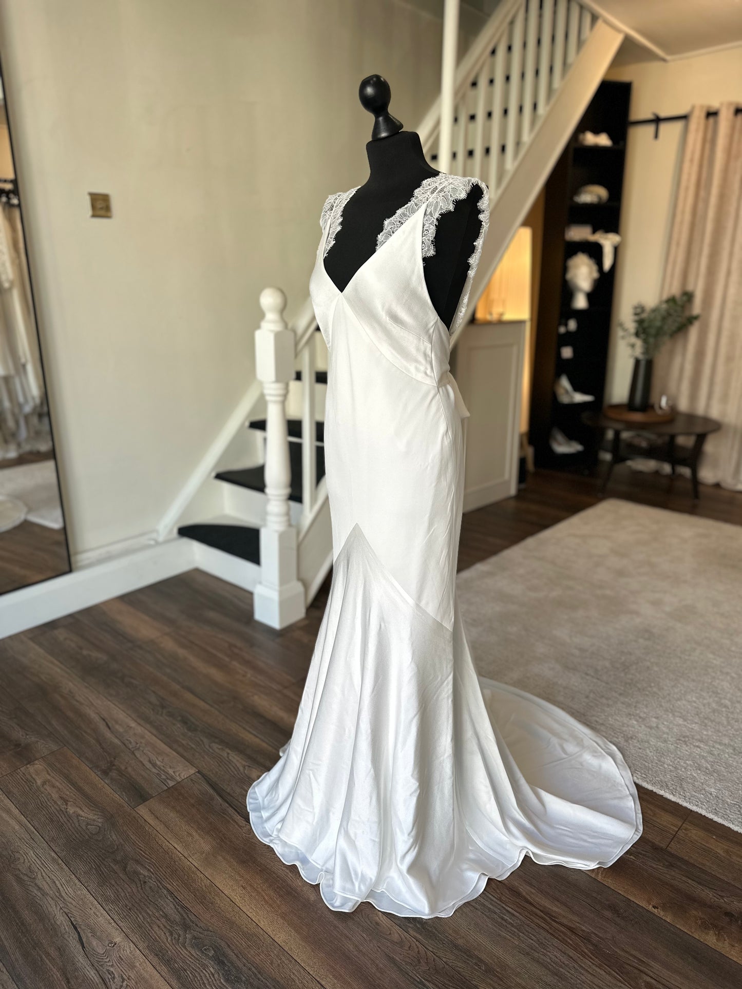 Savannah Miller - Alma - Bridal size 10