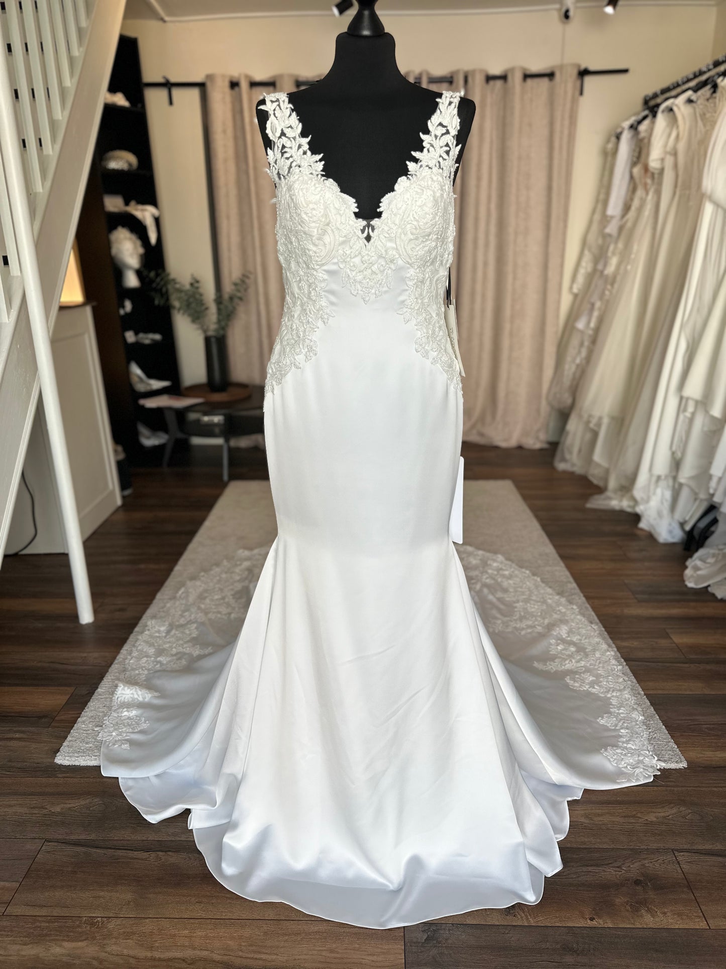 Pronovias San Patrick - Agosto - Bridal size 12