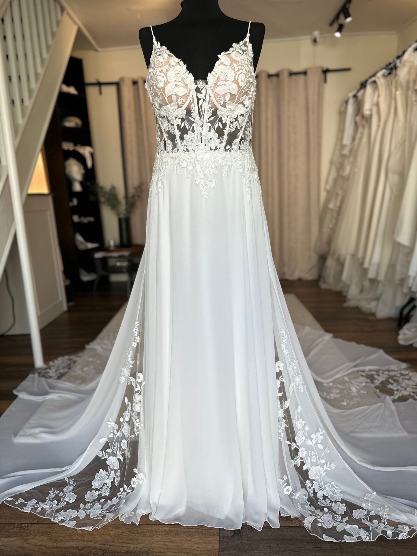 Enzoani - Amina - Bridal size 12