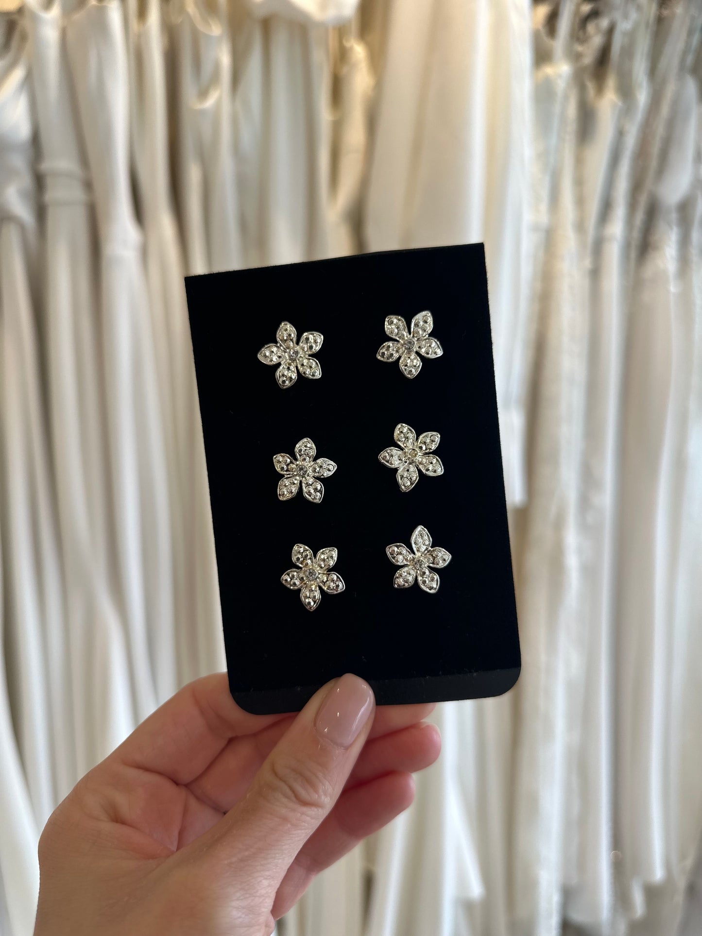 Bridal headbands and headpieces