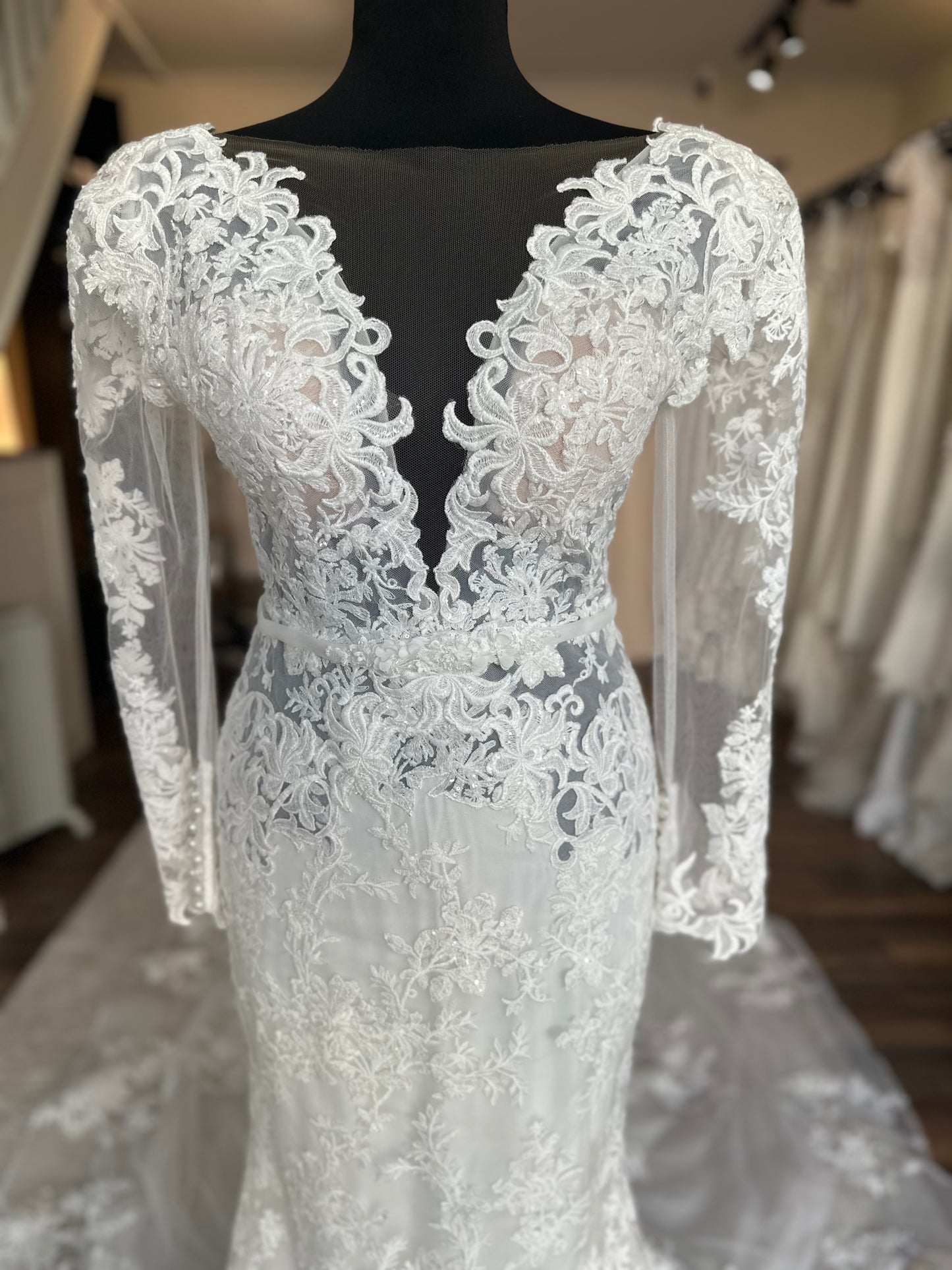 Calla Blanch - Amari - Bridal size 8