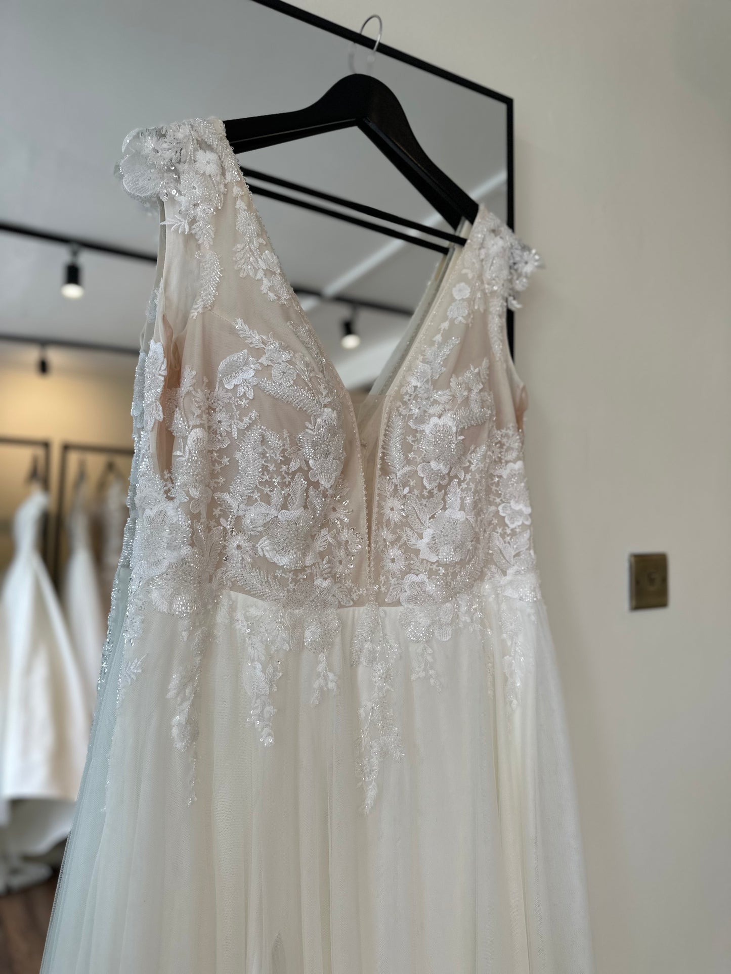 Margarett - Patrizia C566B - Bridal size 20-22