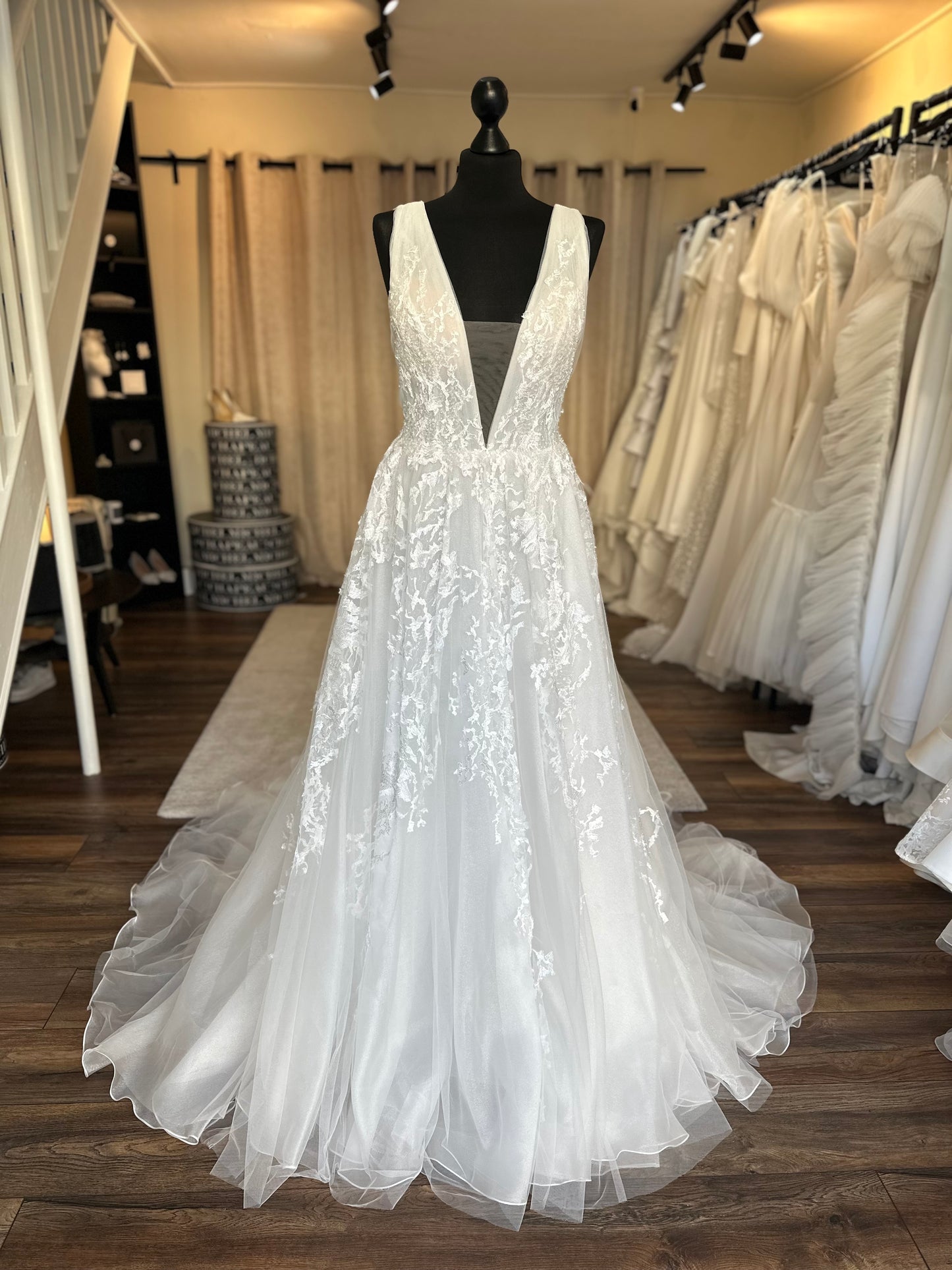 Pronovias - Tinka - Bridal size 14