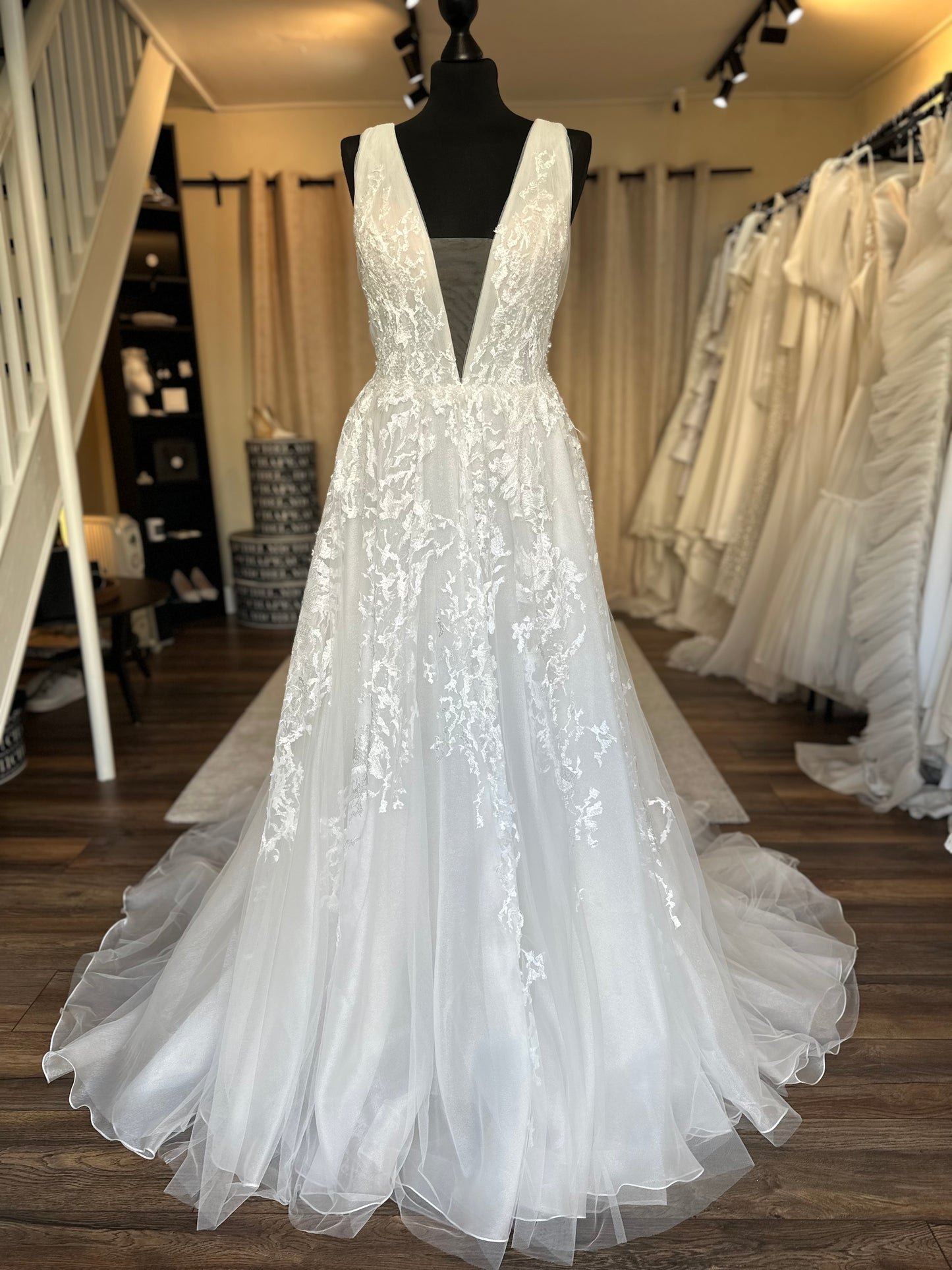 Pronovias - Tinka - Bridal size 14