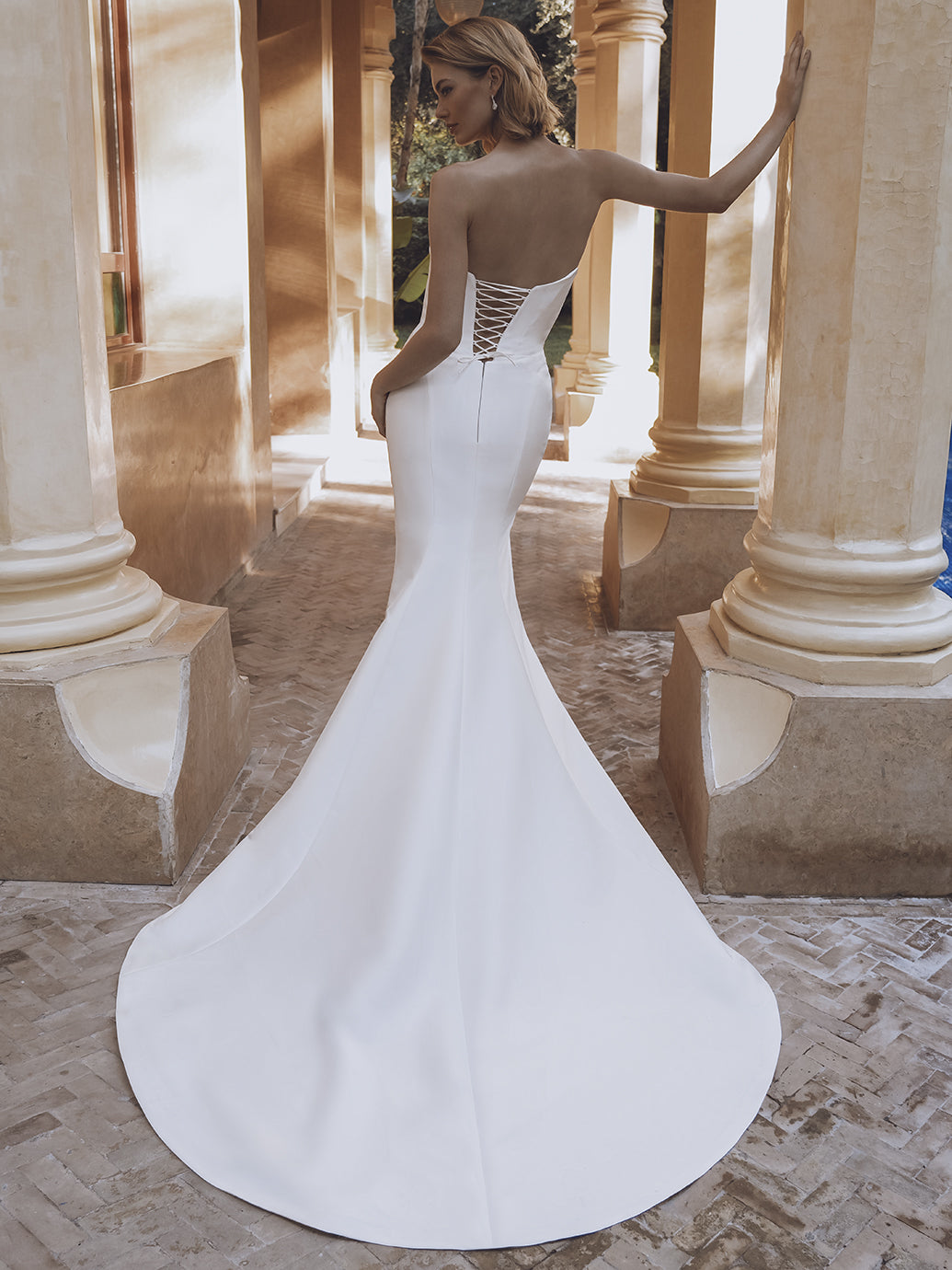 Enzoani - Udelaya - Bridal size 14 (detachable overskirt)
