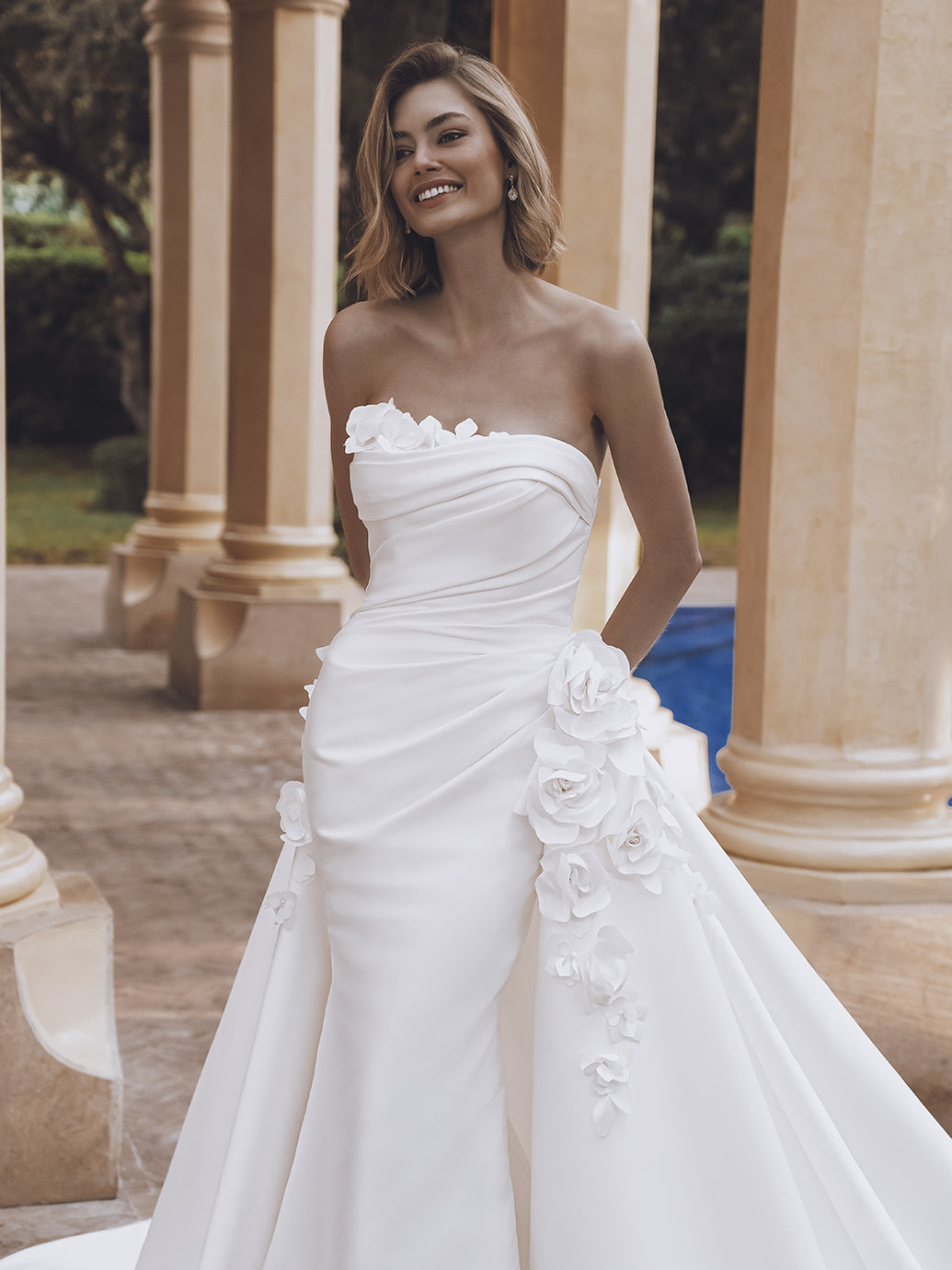 Enzoani - Udelaya - Bridal size 14 (detachable overskirt)
