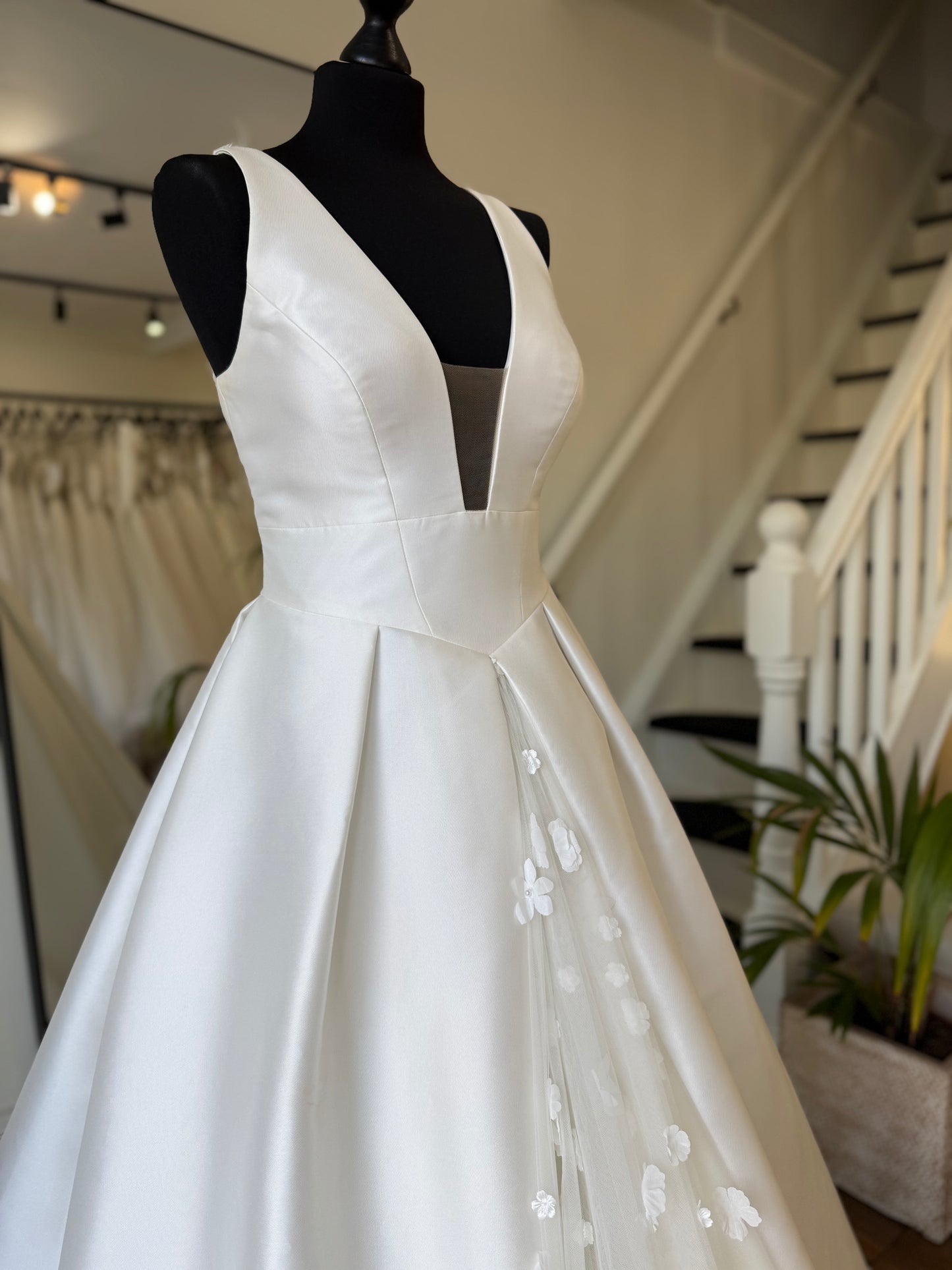 Vera Wang - Cherril - Bridal size 12