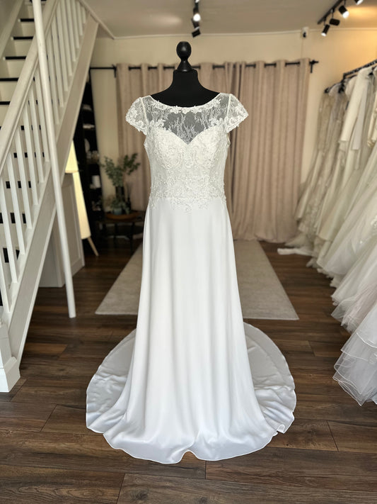 Pronovias - Obre - Bridal Size 14