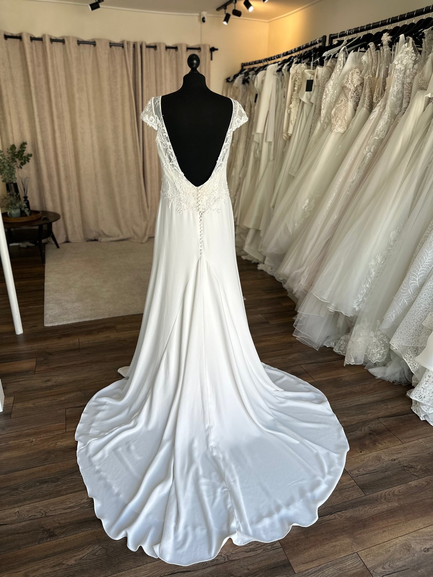 Pronovias - Obre - Bridal Size 14