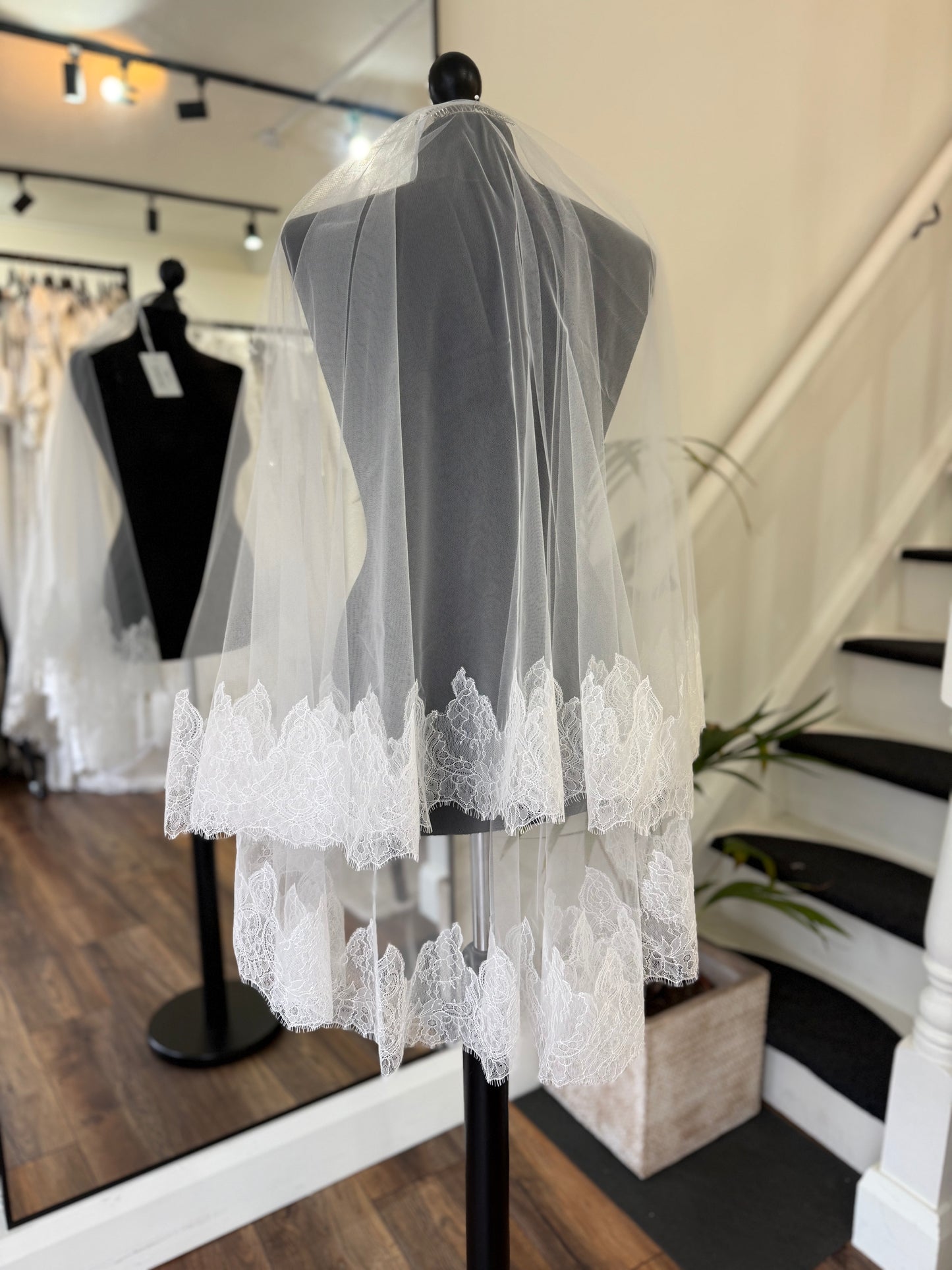 Kadaleyah - Blusher lace trim fingertip veil