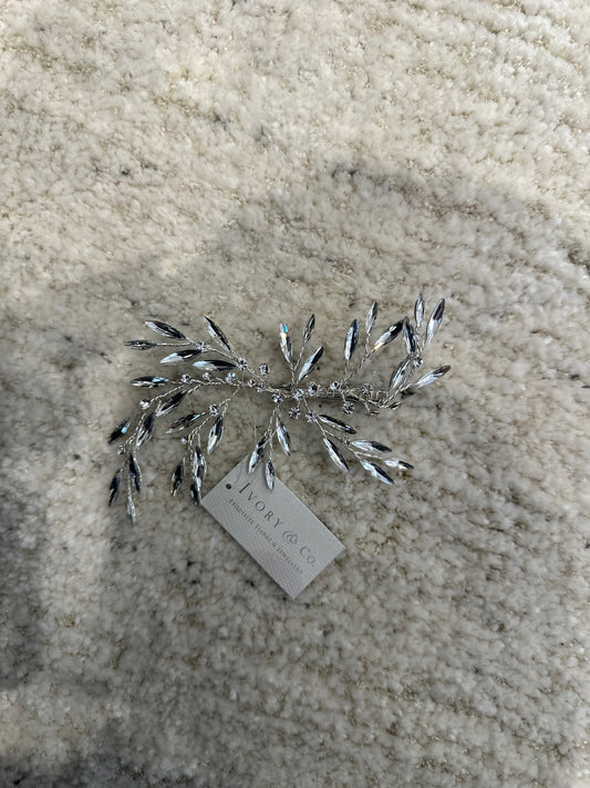 Ivory and Co. crystal hairclip