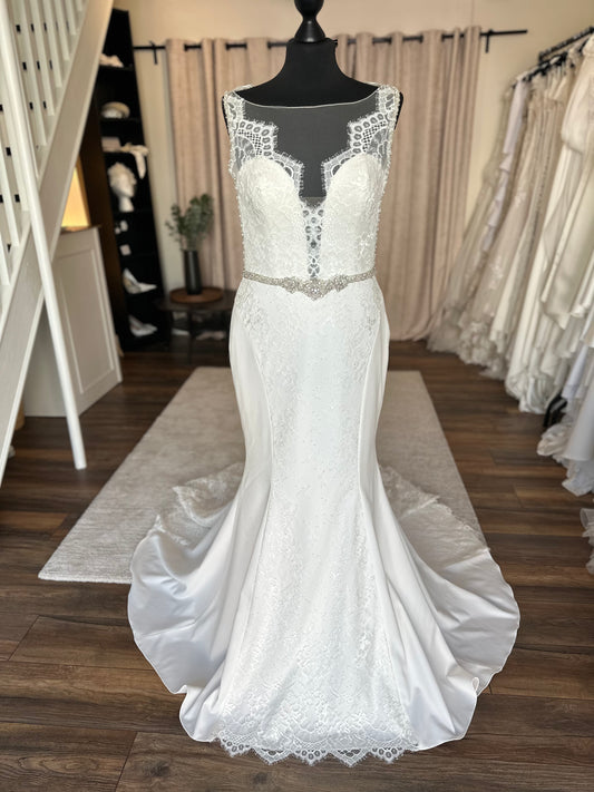 Modeca -Beverley - Bridal size 10-12