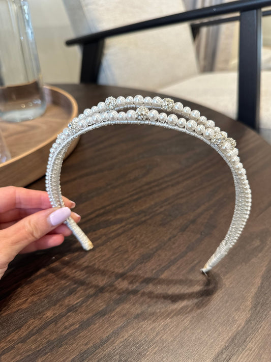 Bridal headbands and headpieces