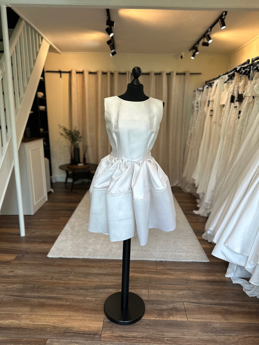 Greta Constantine - Size 8