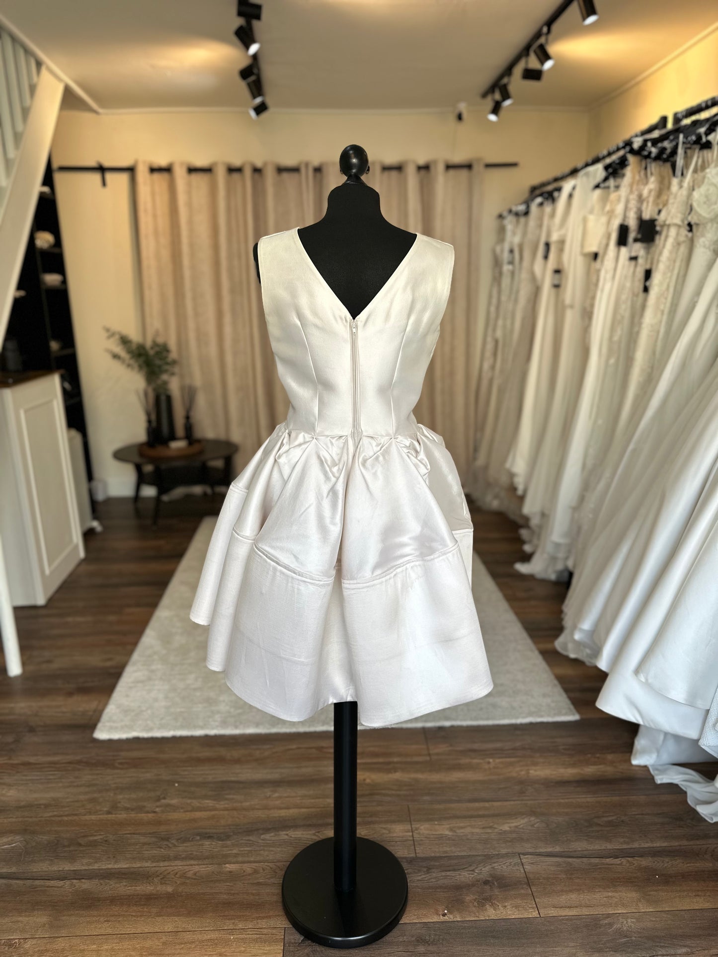 Greta Constantine - Size 8