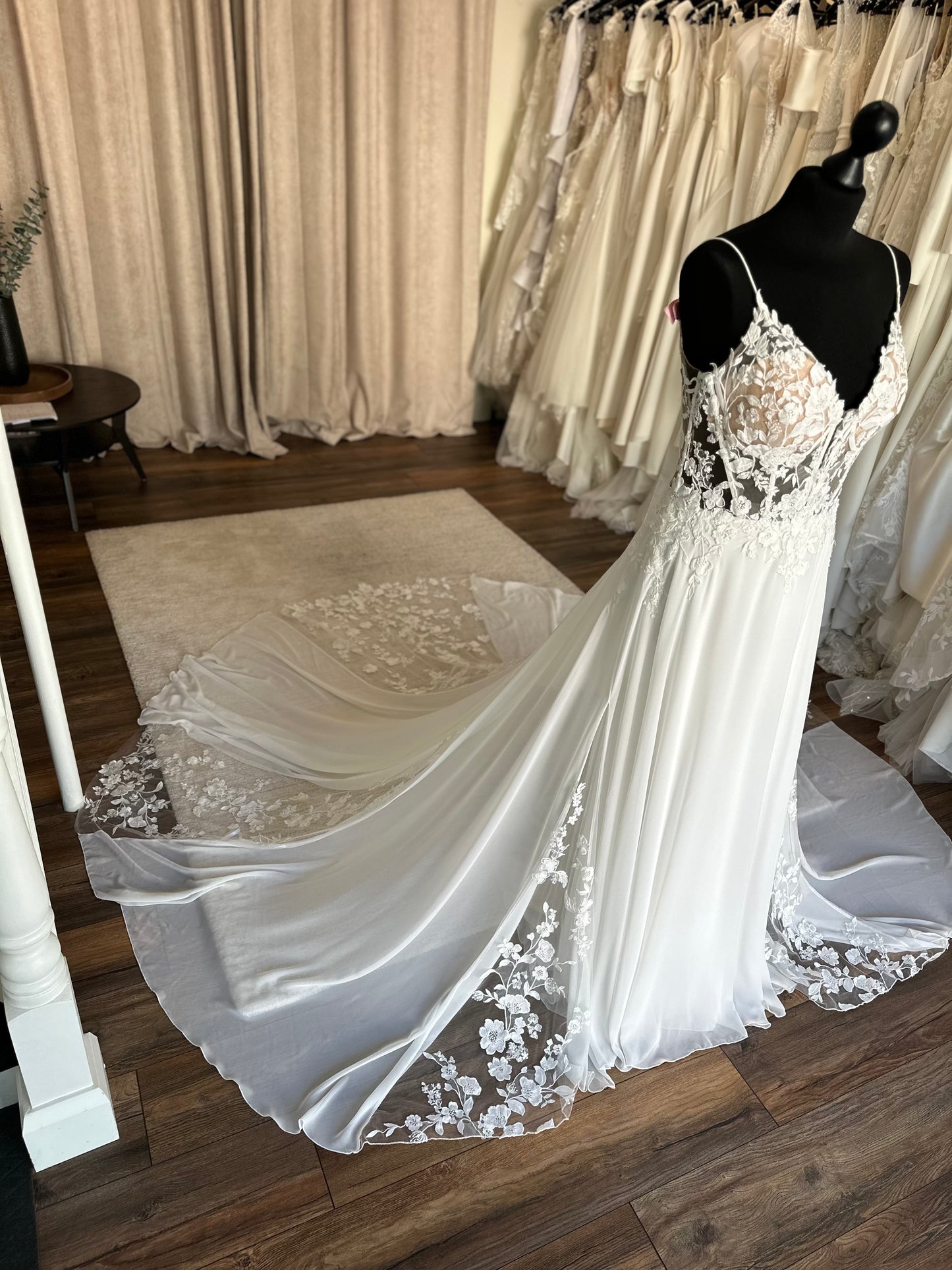 Enzoani - Amina - Bridal size 12