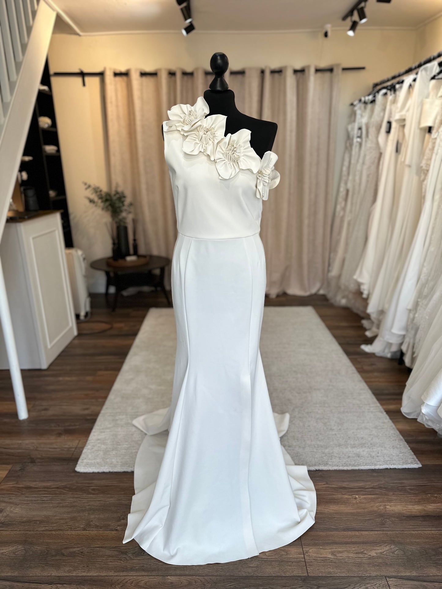 Covet - Bespoke One Shoulder Gown - Size 10