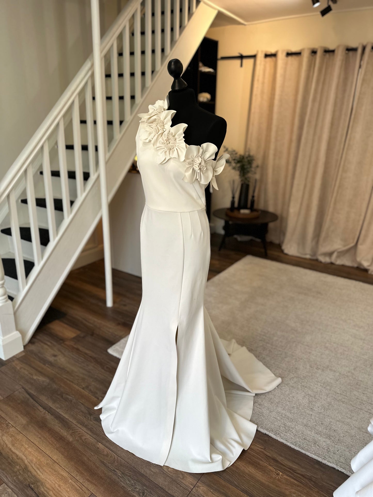 Covet - Bespoke One Shoulder Gown - Size 10