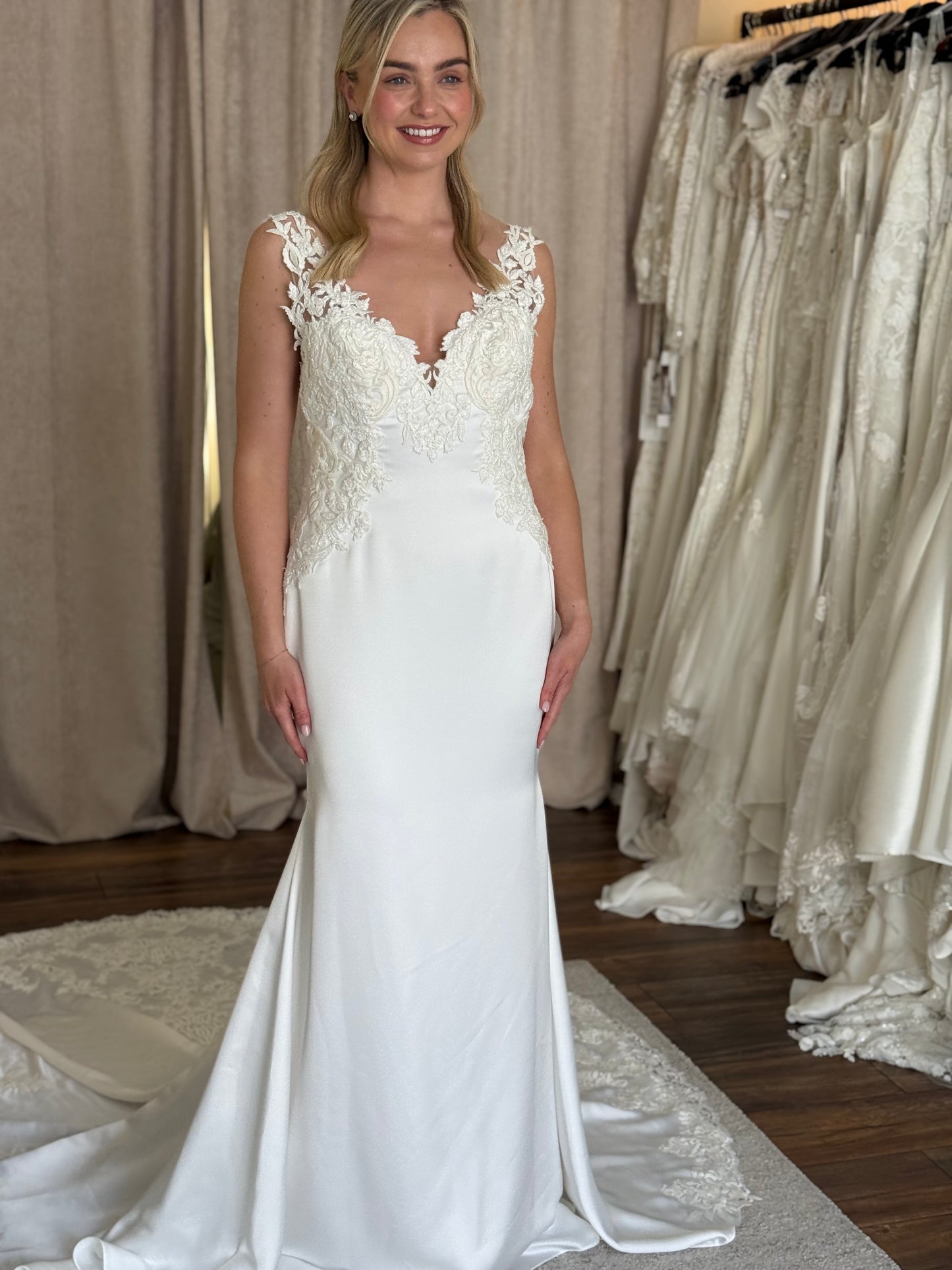 Pronovias San Patrick - Agosto - Bridal size 12