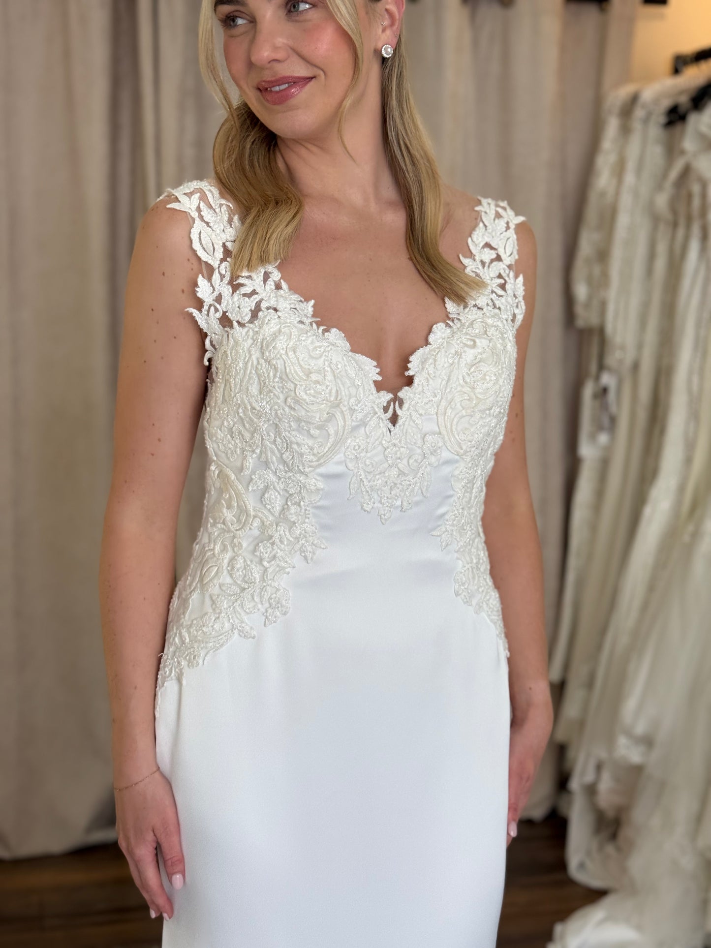 Pronovias San Patrick - Agosto - Bridal size 12