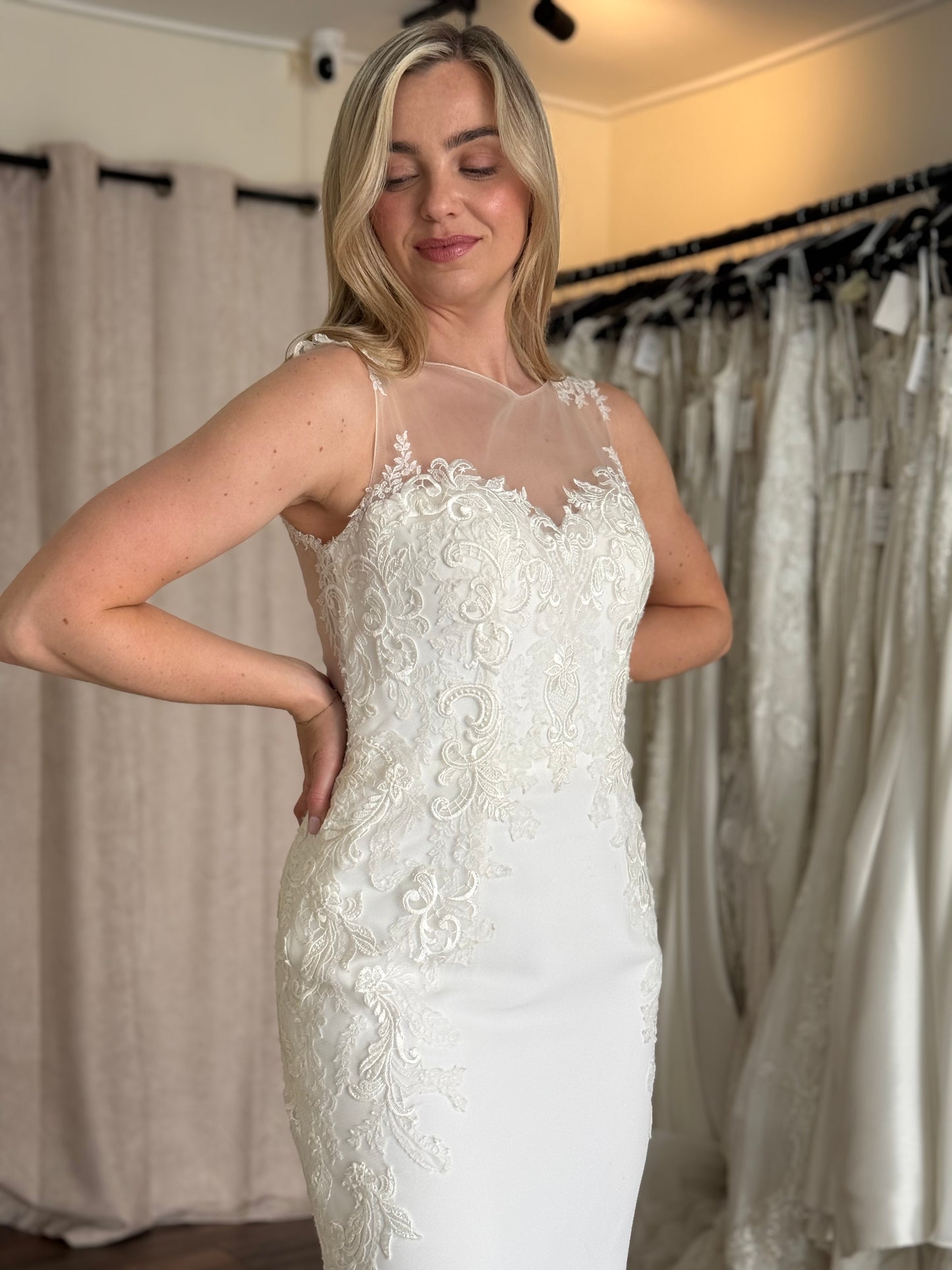 Fara Sposa - Fiona - Bridal size 12