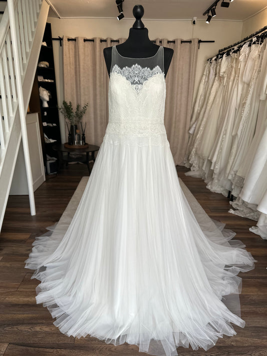 Pronovias - Veleta - Bridal Size 16