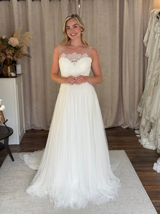 Pronovias - Veleta - Bridal Size 16