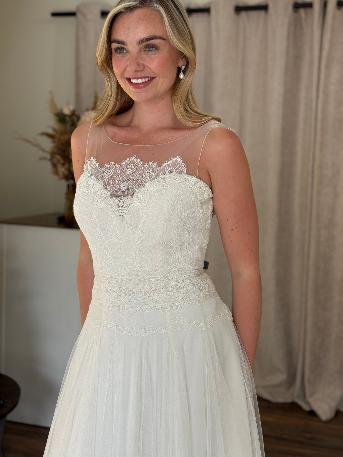 Pronovias - Veleta - Bridal Size 16