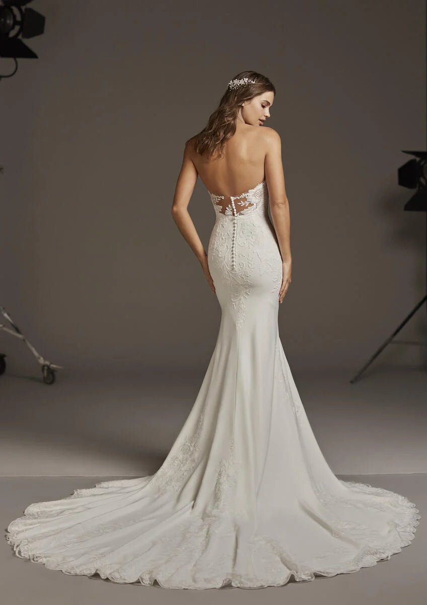 Pronovias - Astrid - Bridal size