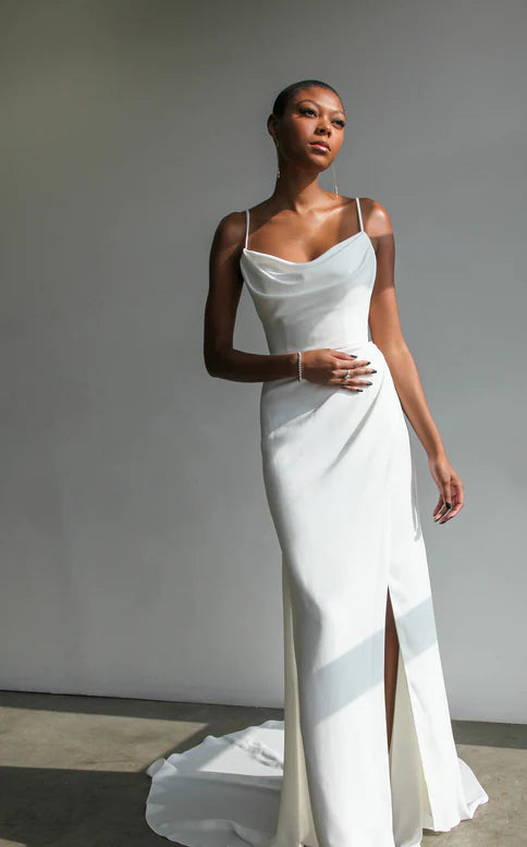 Essence of Australia - D3589 - Bridal size 12